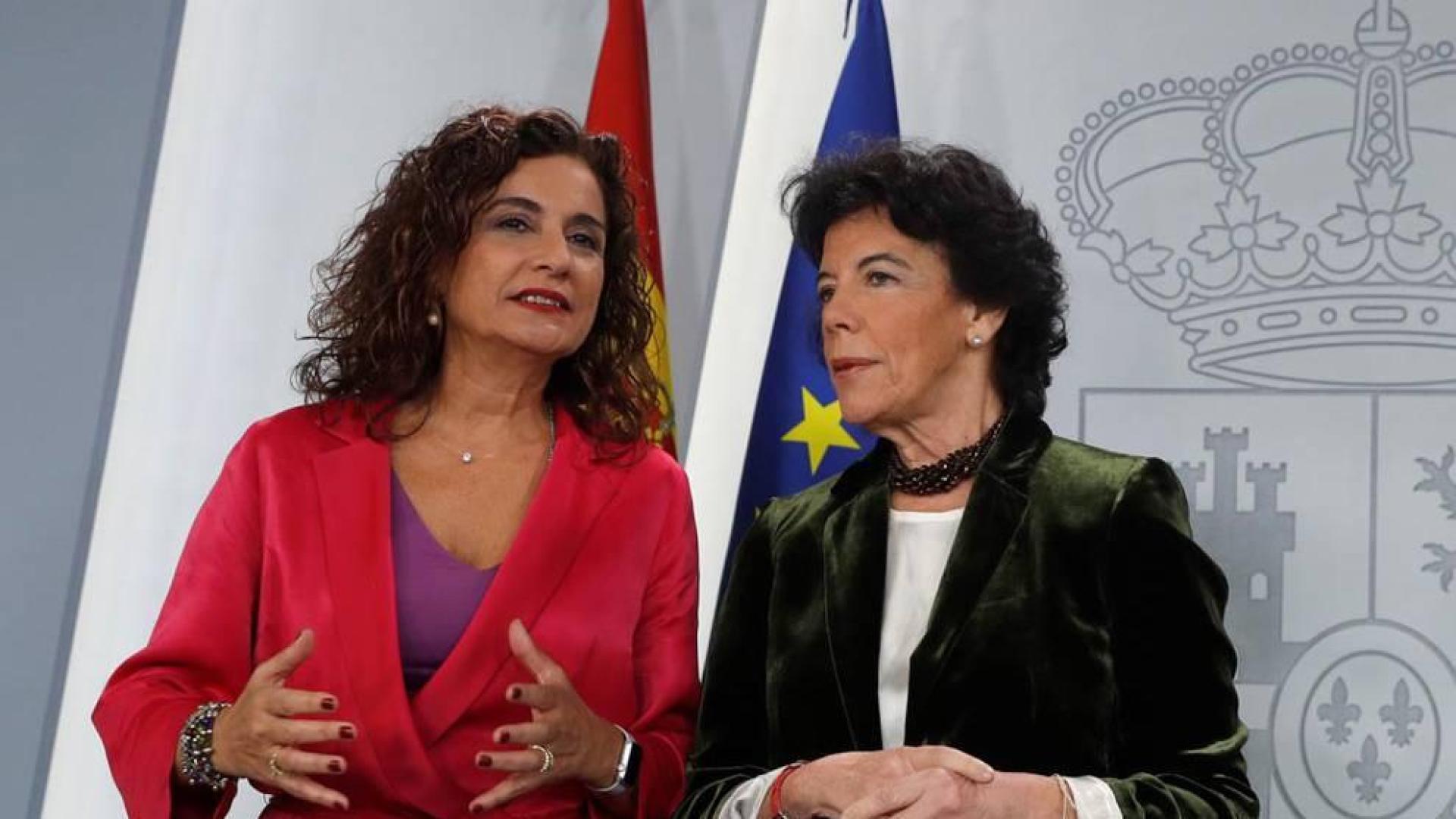 El Gobierno, "preocupado" por la inhumación de Franco en la cripta de La Almudena