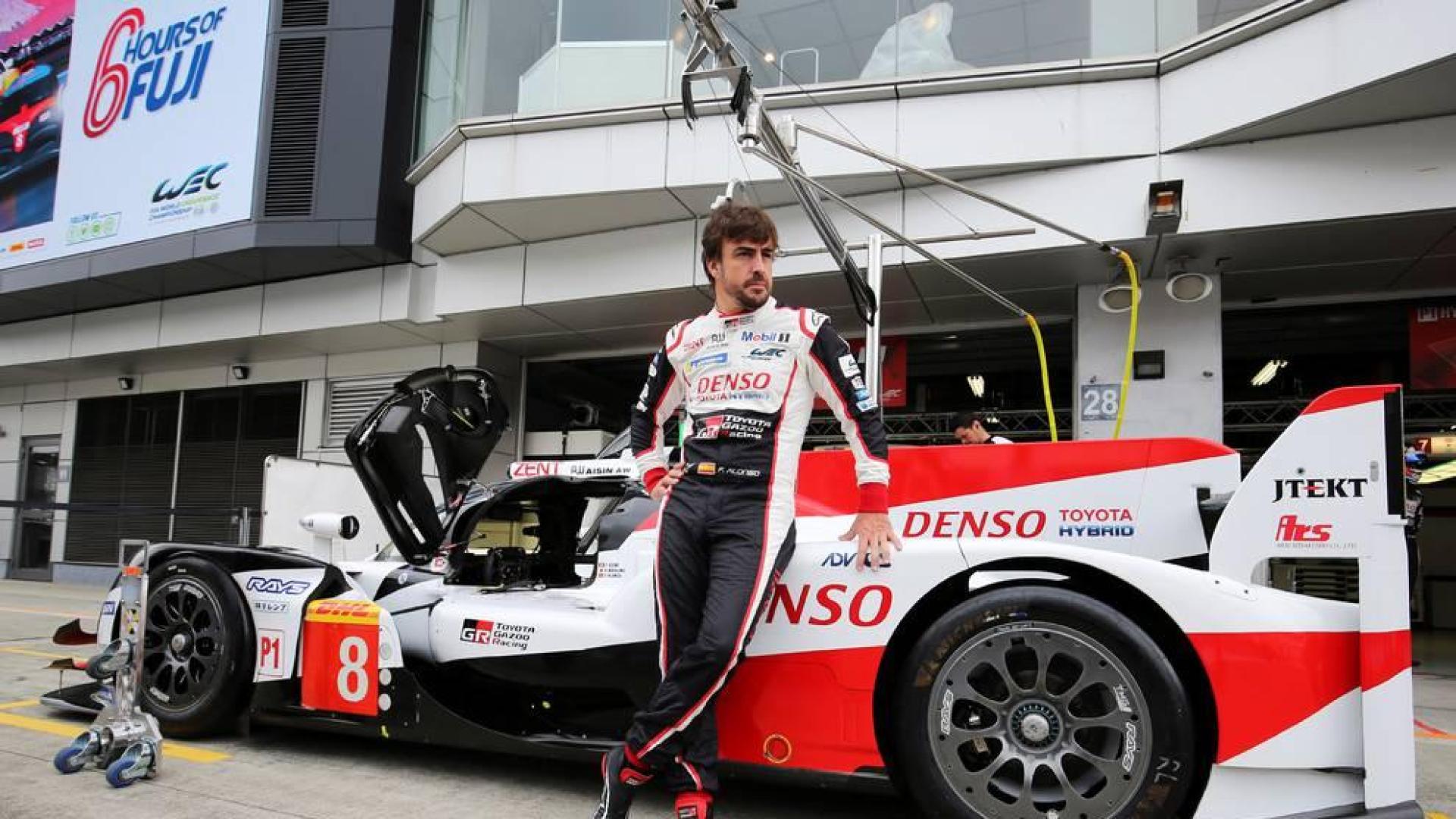Alonso brilla a los pies del Monte Fuji con su Toyota