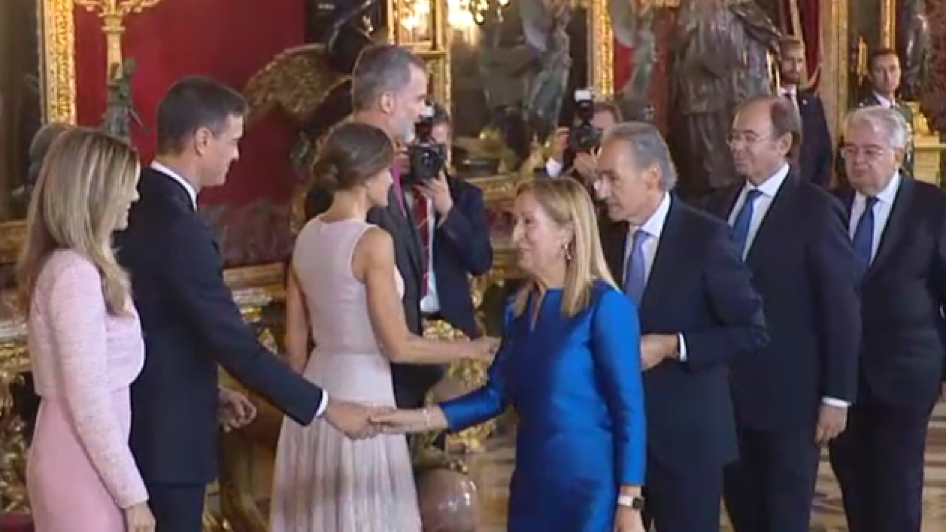 La Casa Real aclara el "lapsus" de Pedro Sánchez en el besamanos