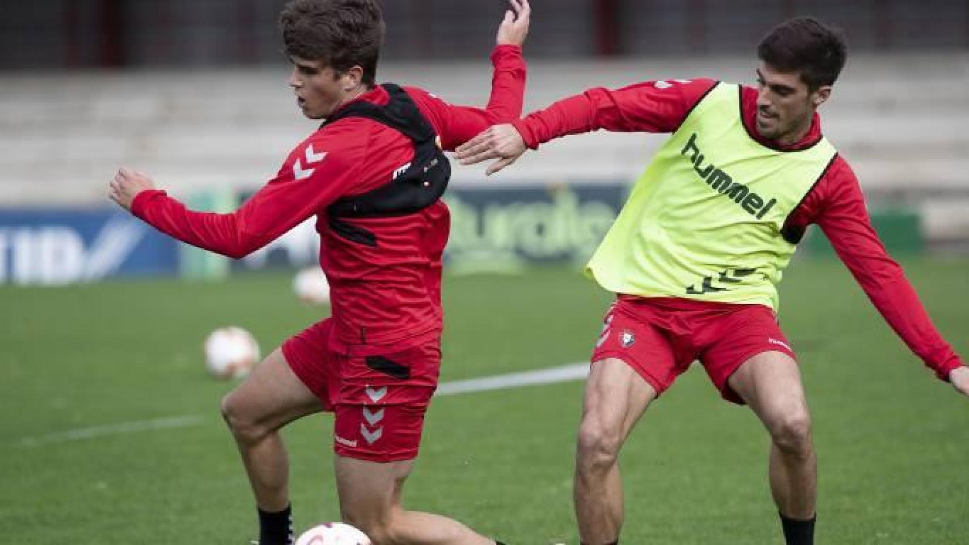 Osasuna hace un suave entrenamiento este domingo y descansará el lunes