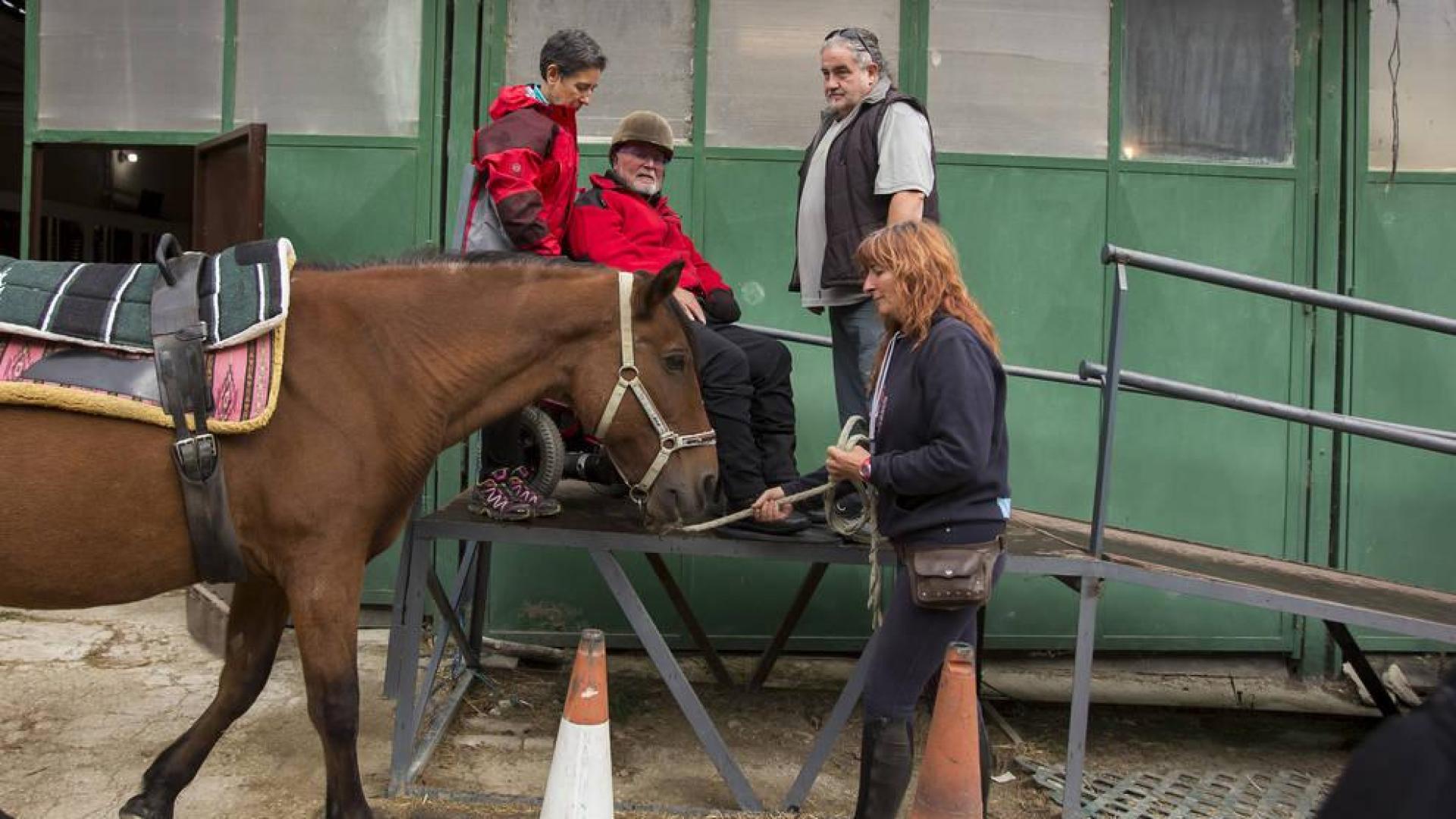 De la silla de ruedas al caballo