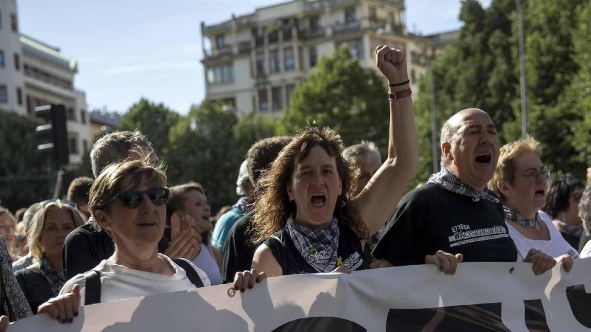 Miles de personas en la manifestación contra la sentencia del 'caso Alsasua'