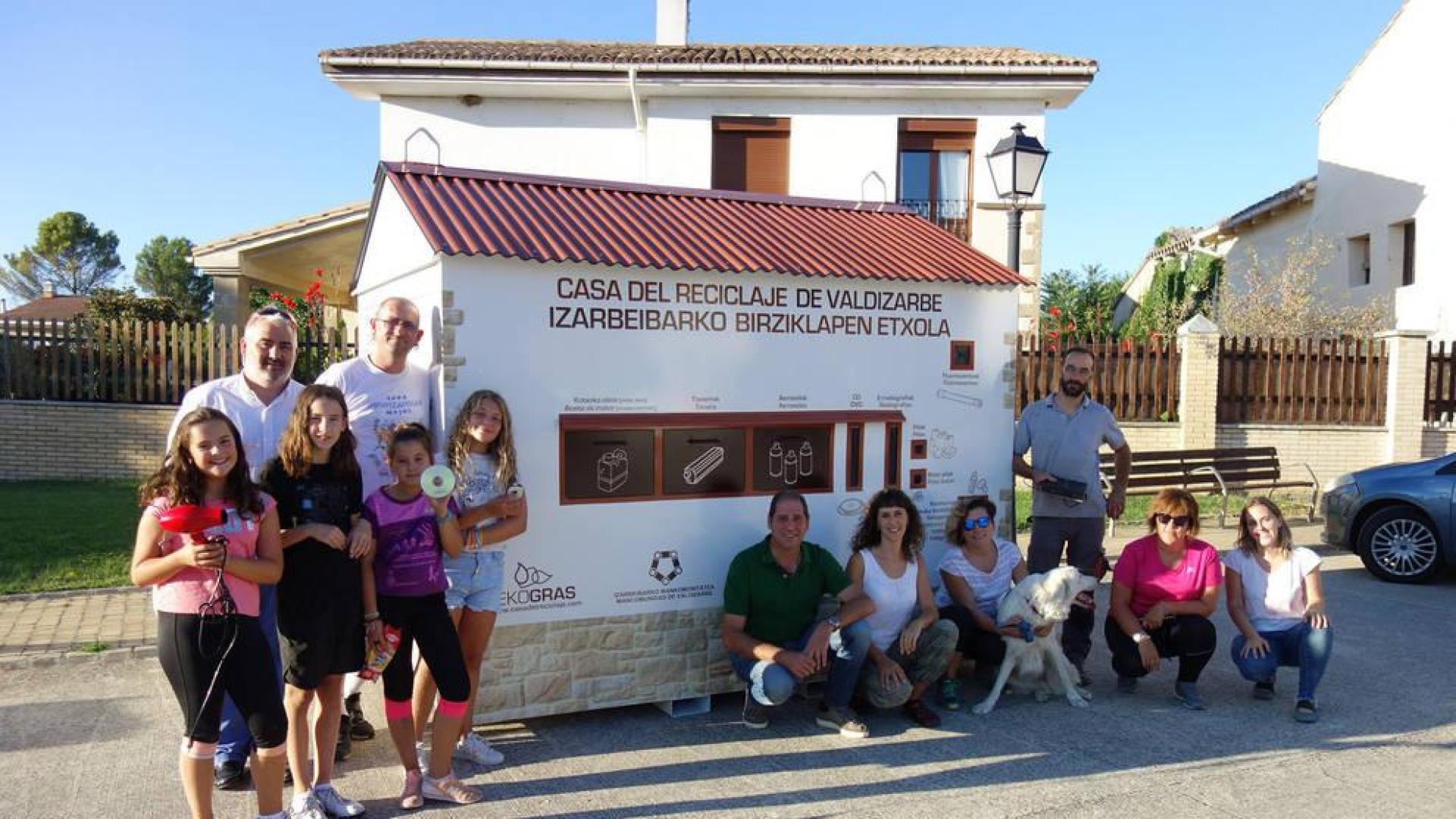 La Mancomunidad de Valdizarbe instala cuatro nuevas casas del reciclaje