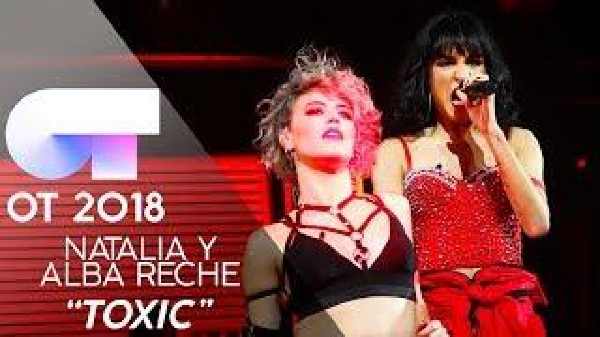 Natalia y Alba Reche cantan 'Toxic'