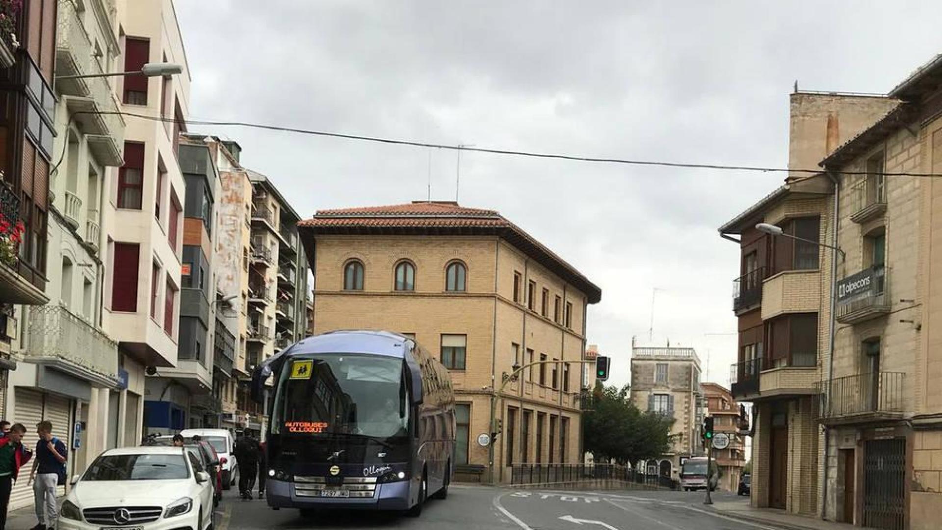 Andosilla, Peralta y San Adrián piden mantener la línea Funes-Calahorra