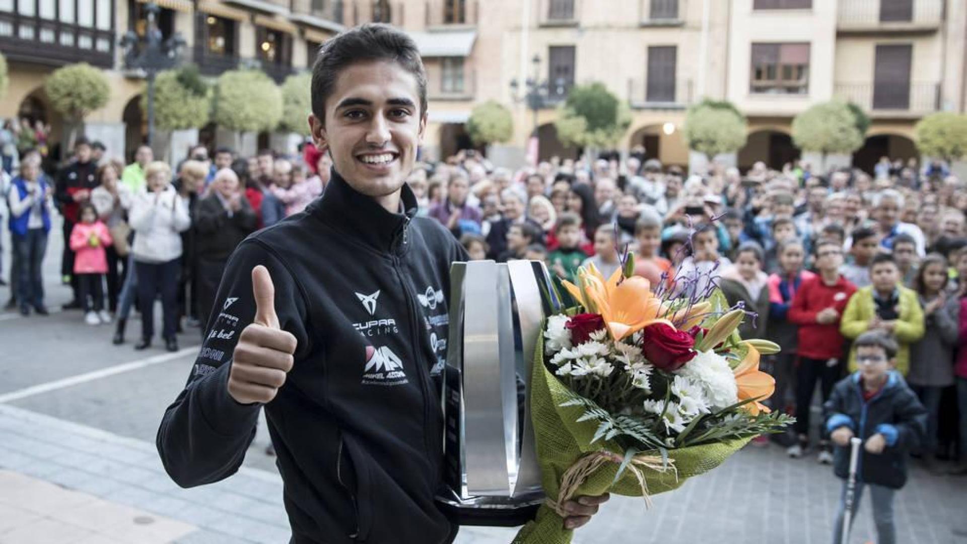 Mikel Azcona: “Todos estos circuitos los veía por televisión de pequeño”
