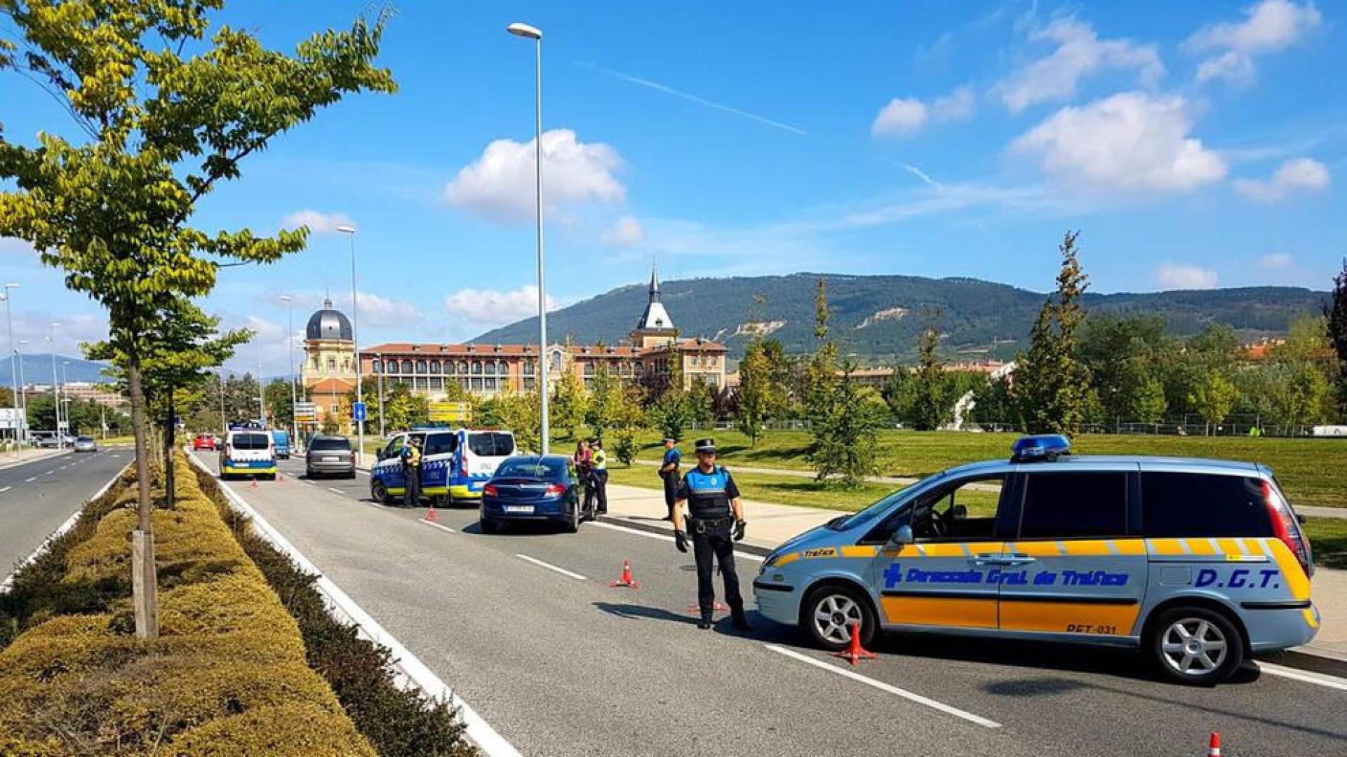 Sancionados 61 conductores en la semana de control de distracciones al volante