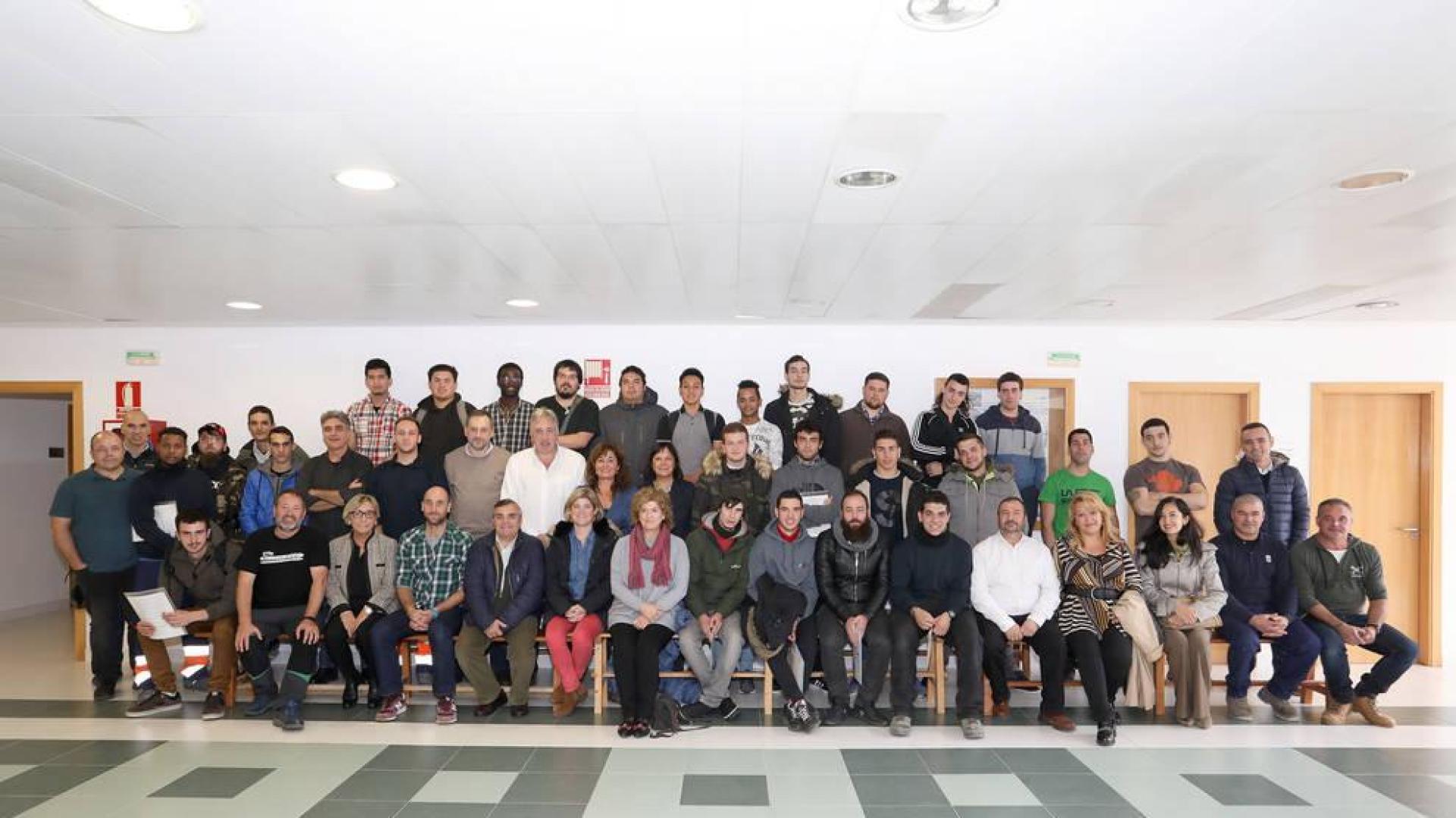 Finalizan los cursos albañilería, cantería y almacenamiento