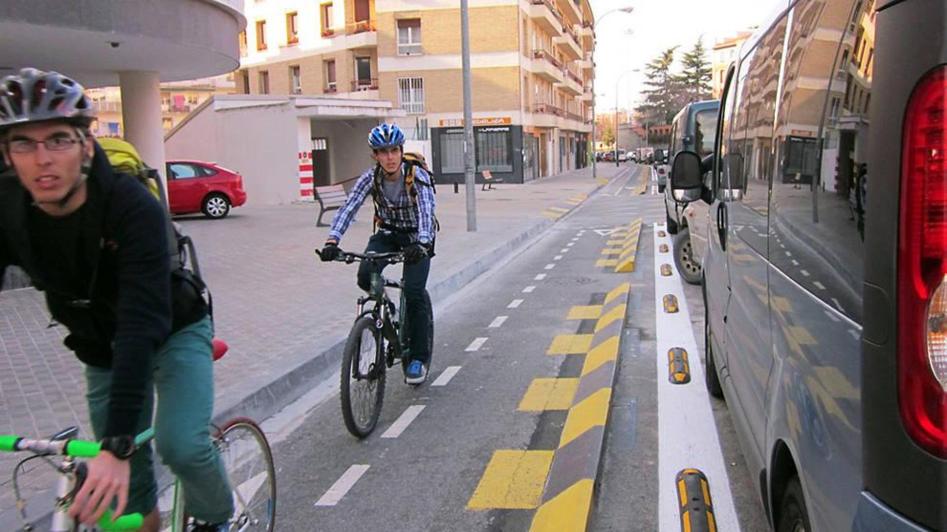 ​Los ciclistas denuncian la falta de infraestructuras en Pamplona