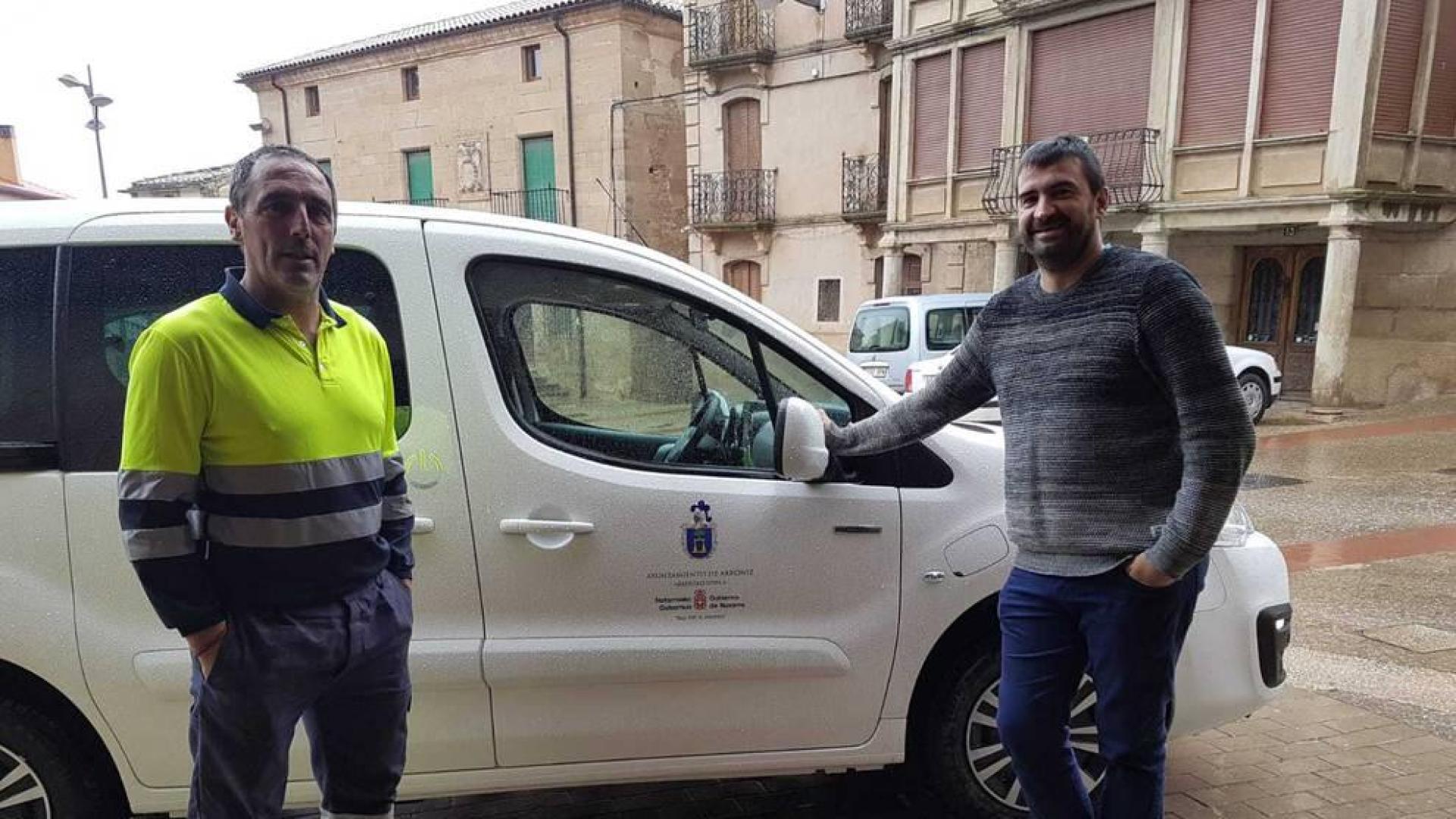 Sesma y Arróniz arrancan los primeros vehículos eléctricos