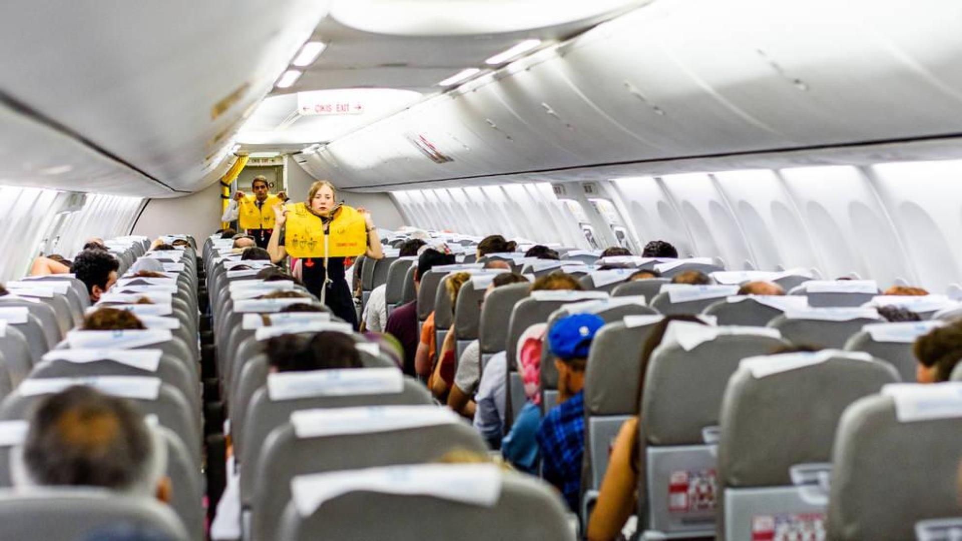 El divertido discurso de un piloto de avión a sus pasajeros antes de despegar