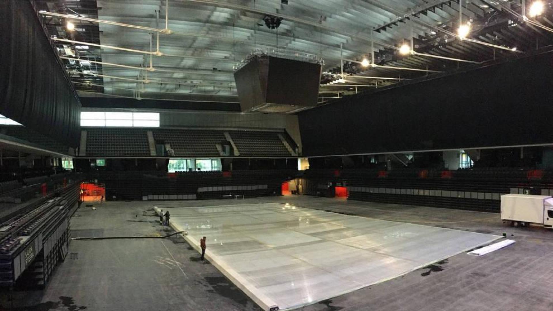 El Navarra Arena se convierte en hielo