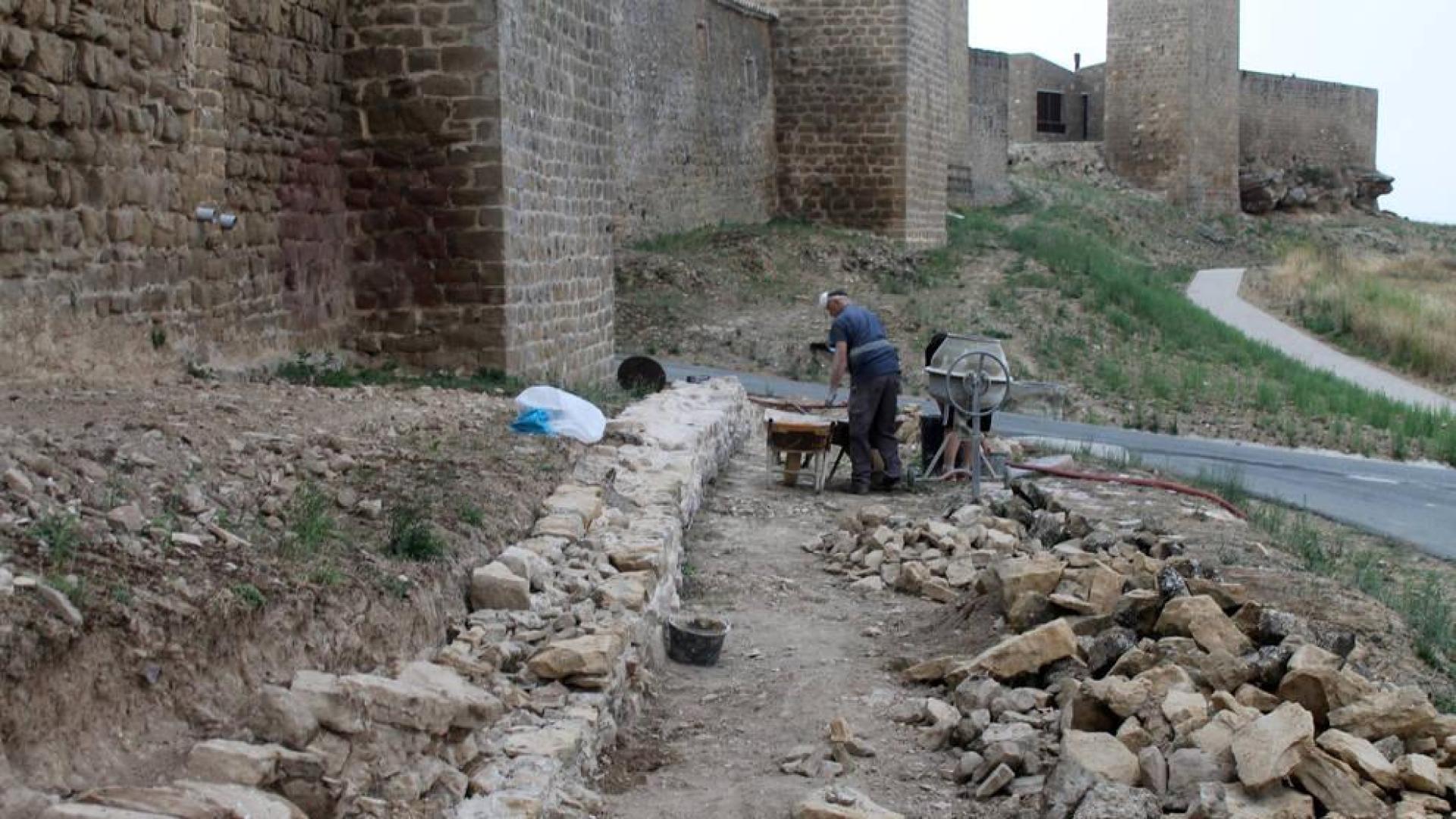 Hallados en el Cerco de Artajona restos de cerámica de la época prerromana