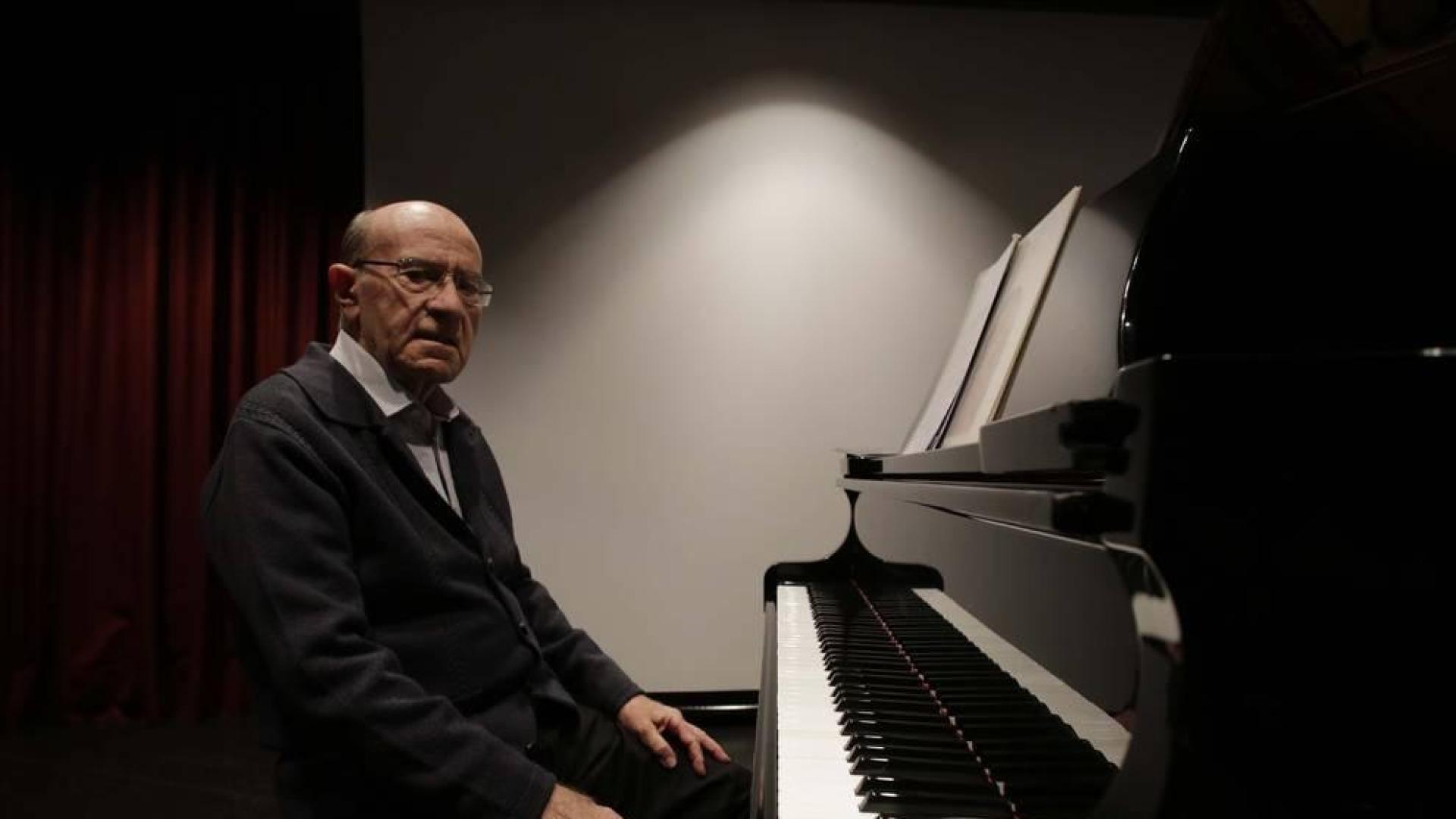 El piano de cola suena en la Meca