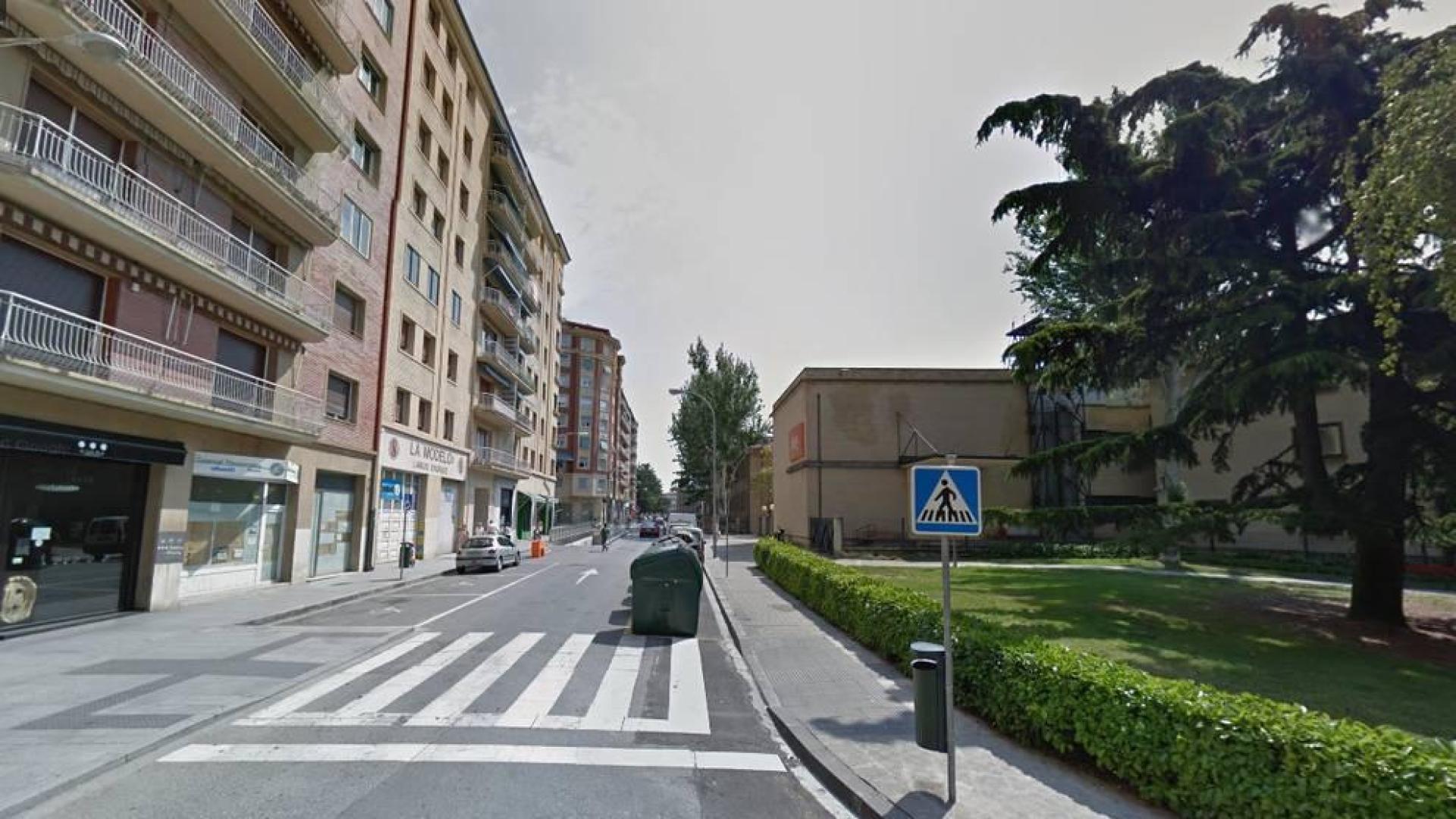 Paso de peatones de la calle Aoiz, donde tuvo lugar el atropello.