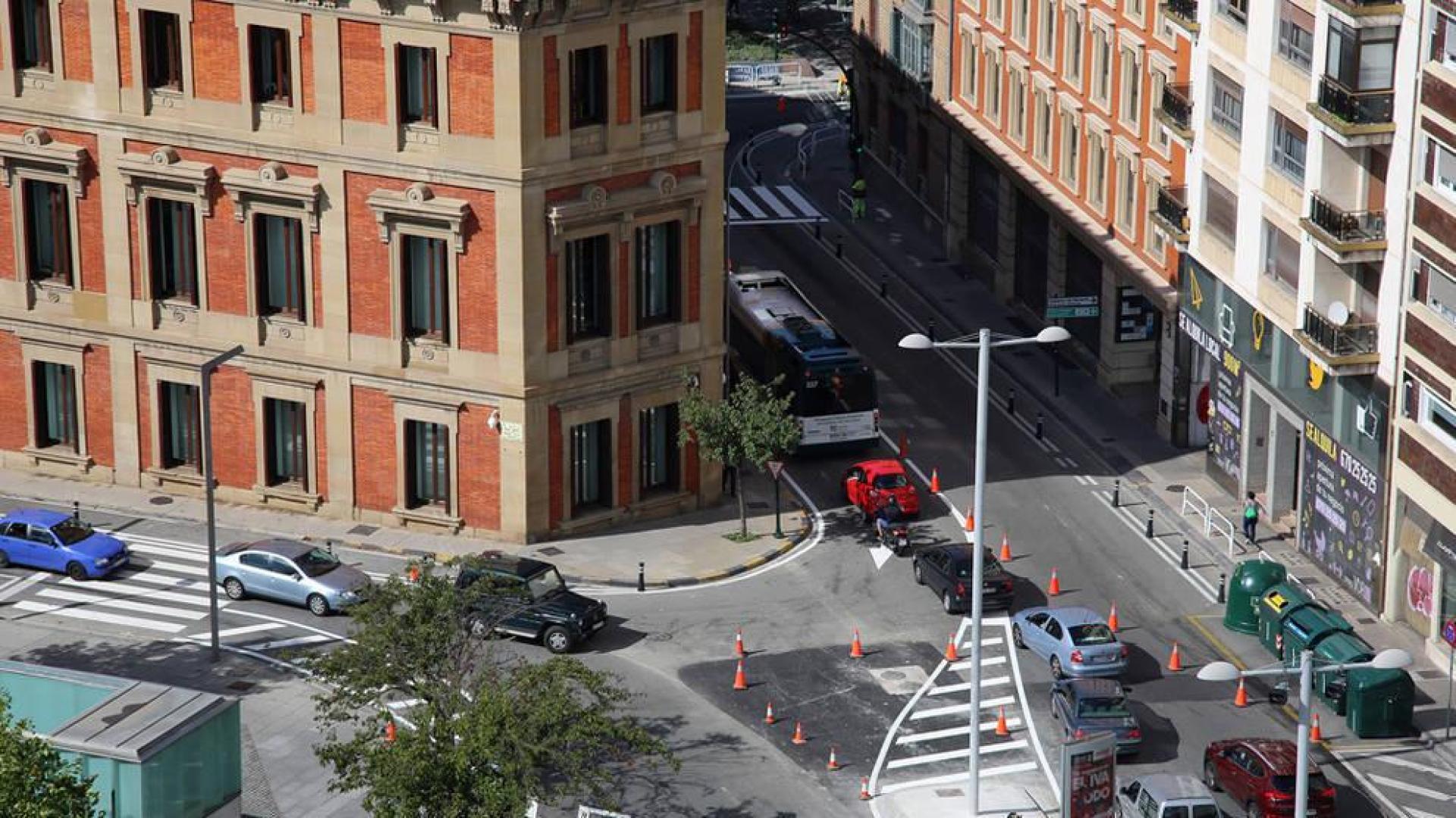 Le deniegan el paso a su garaje y debe dar un rodeo de 20 minutos
