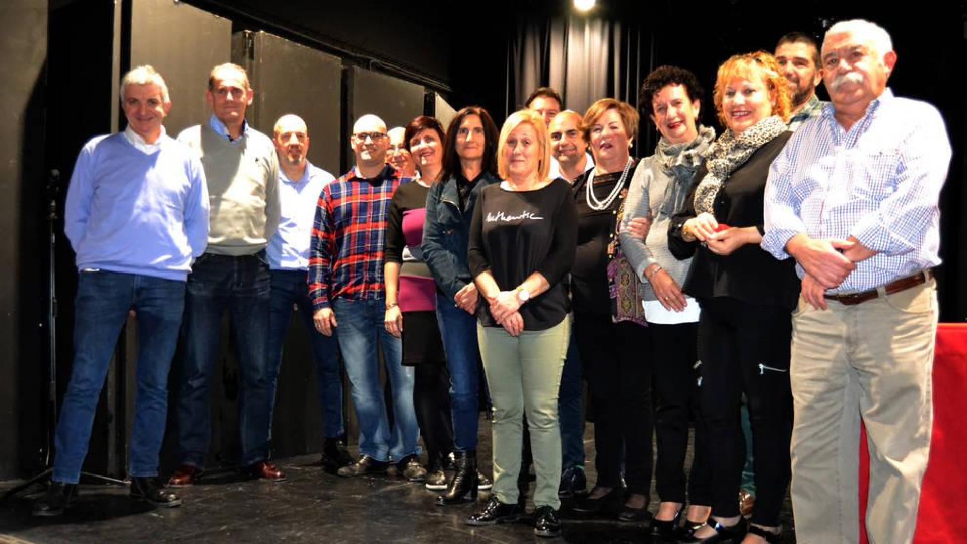 La asamblea de Adona en San Adrián homenajea a 14 donantes