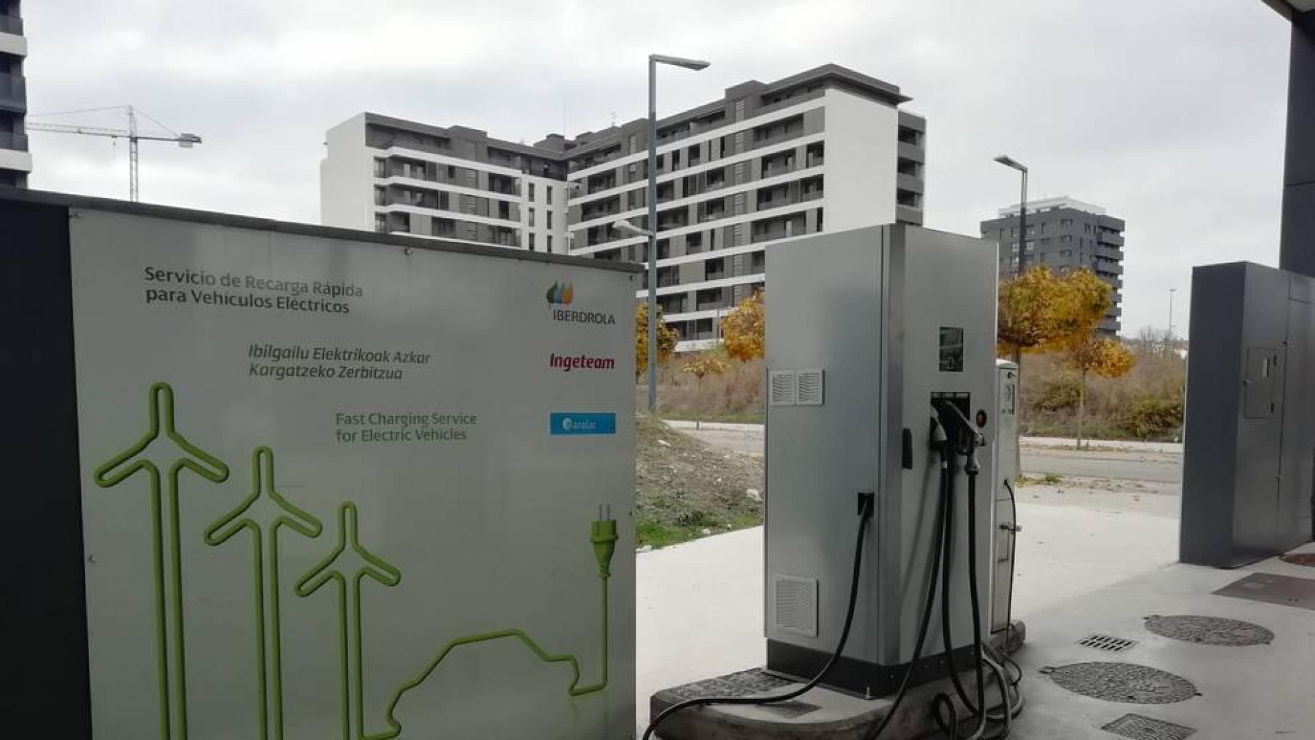 De garajes a electrolineras