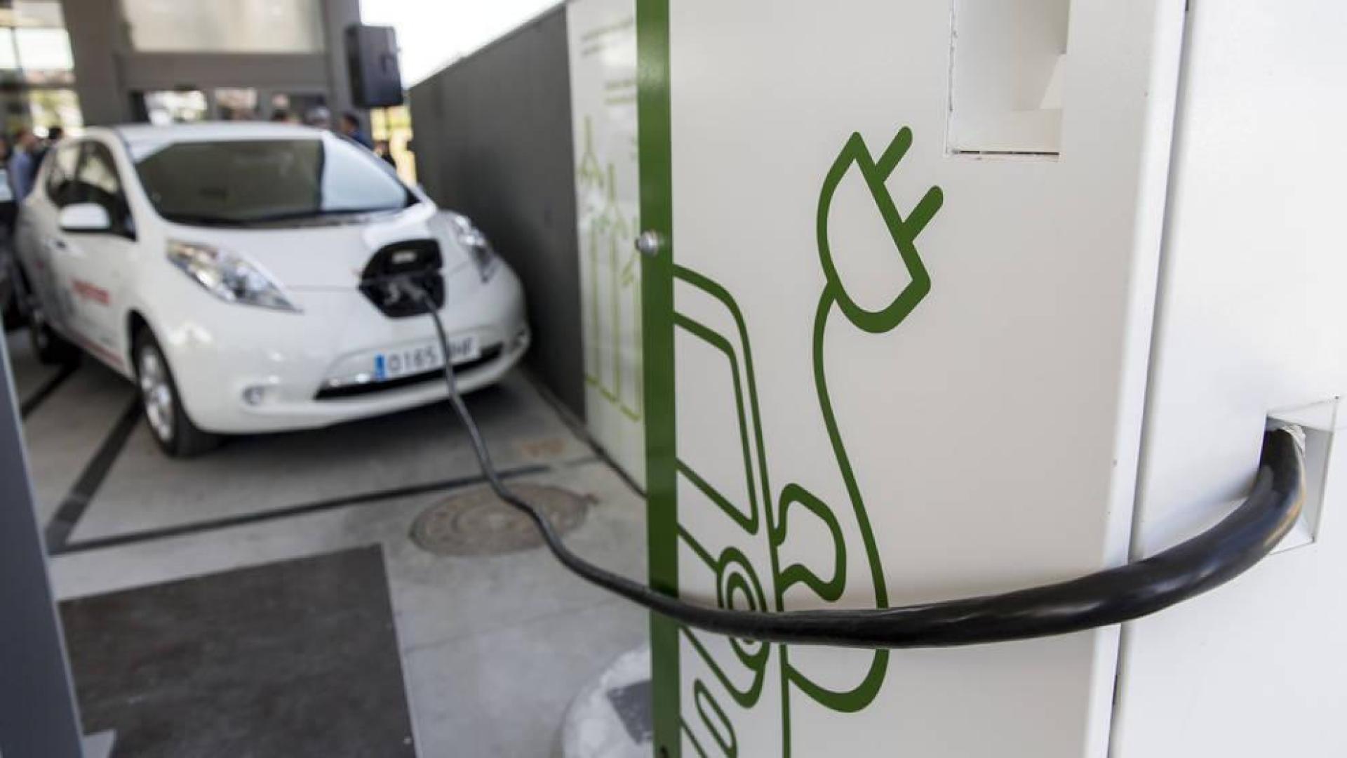 Navarra solo dispone de tres puntos de recarga rápida para coches eléctricos