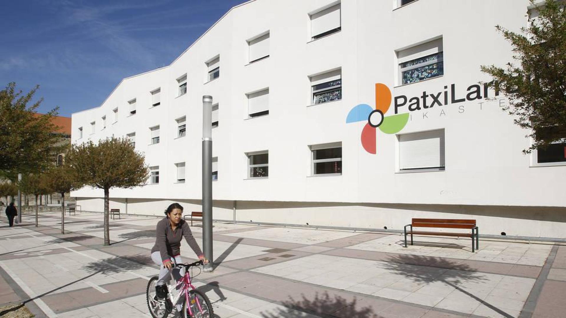 Pedirán responsabilidad por la mala ejecución en el colegio Patxi Larrainzar
