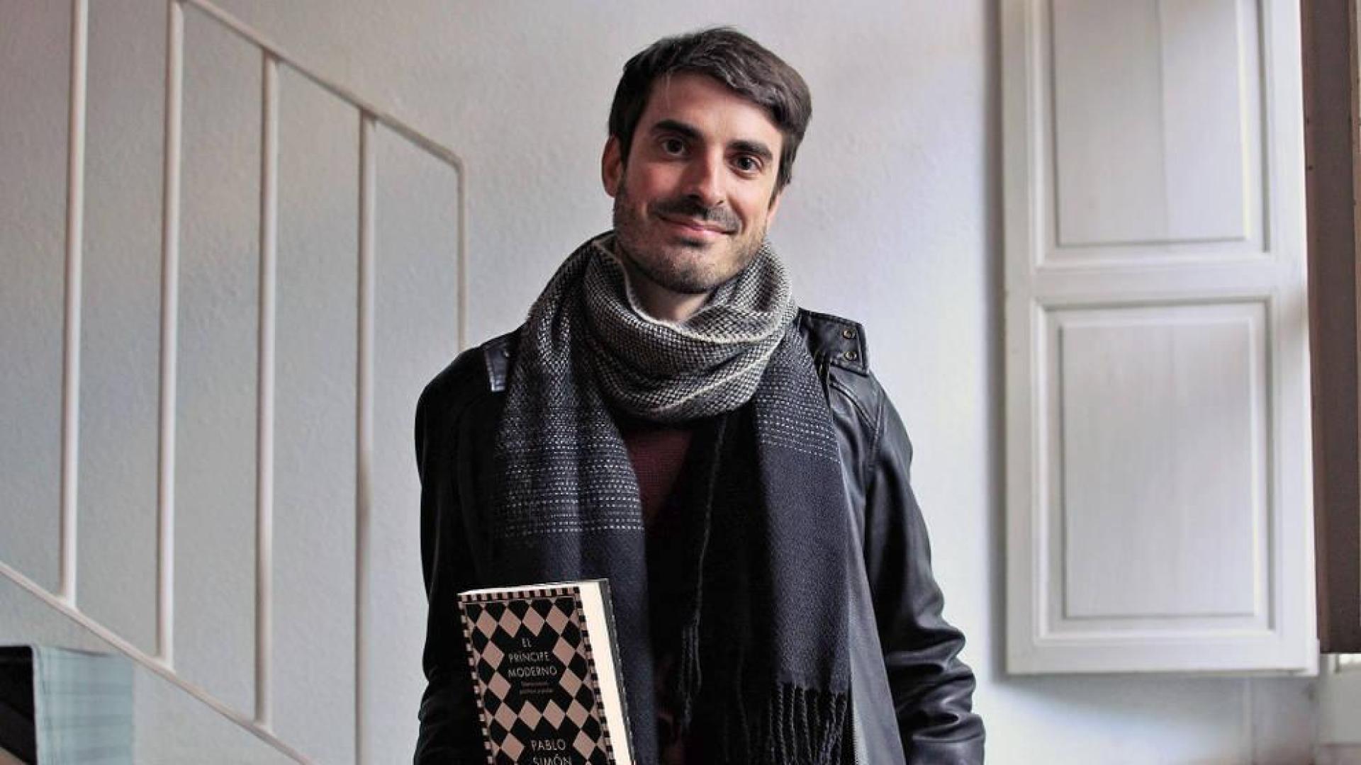 Pablo Simón: “La actual coalición de Gobierno en Navarra está cogida con alfileres”