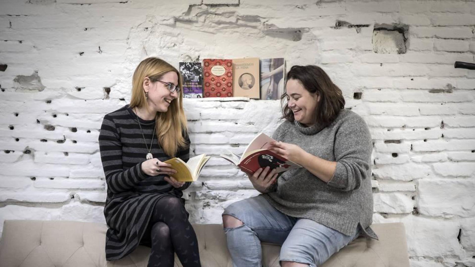 La librería Ménades recupera el espacio de Auzolan