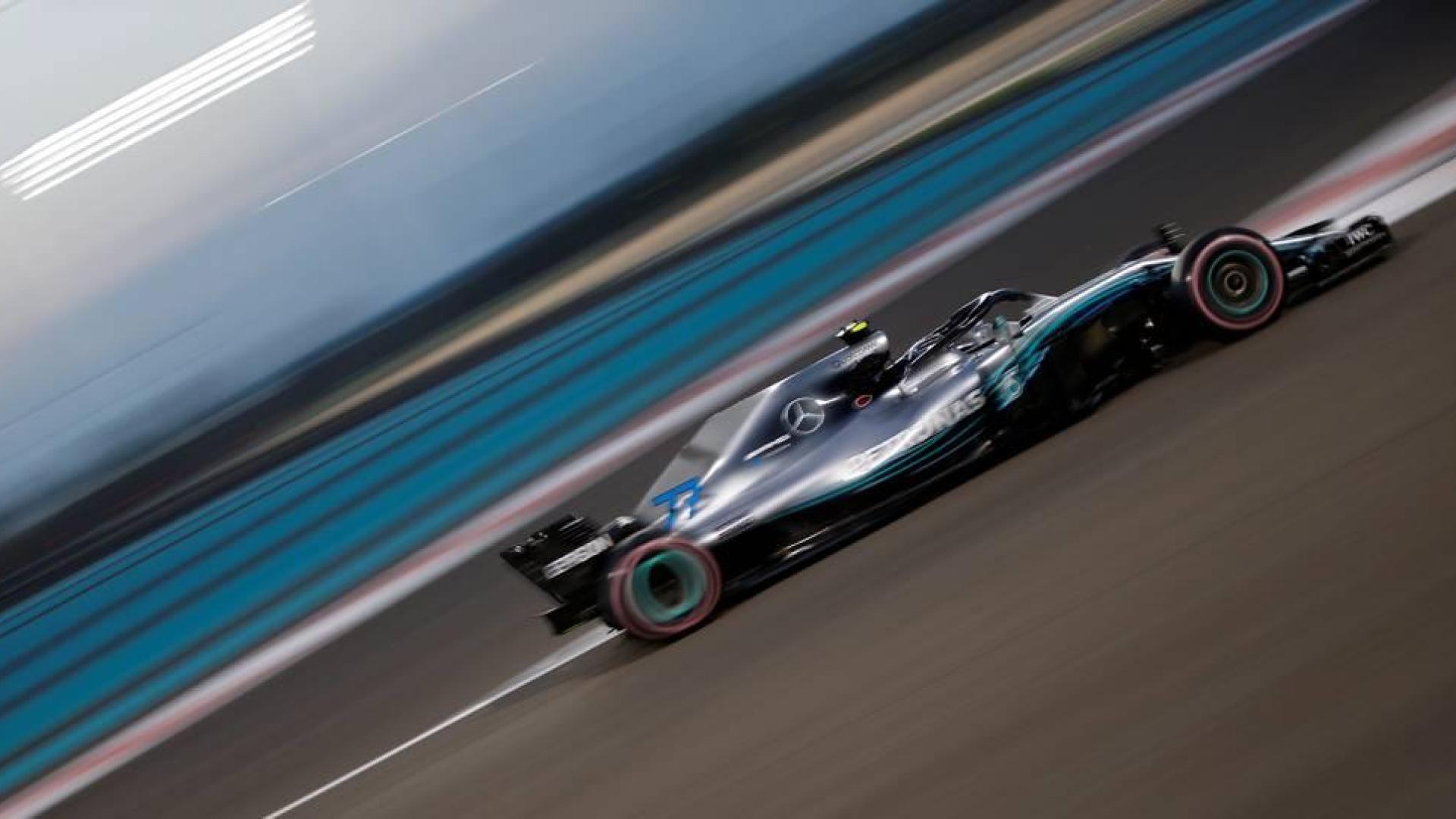 Bottas por delante de los Red Bull; Sainz duodécimo y Alonso decimotercero