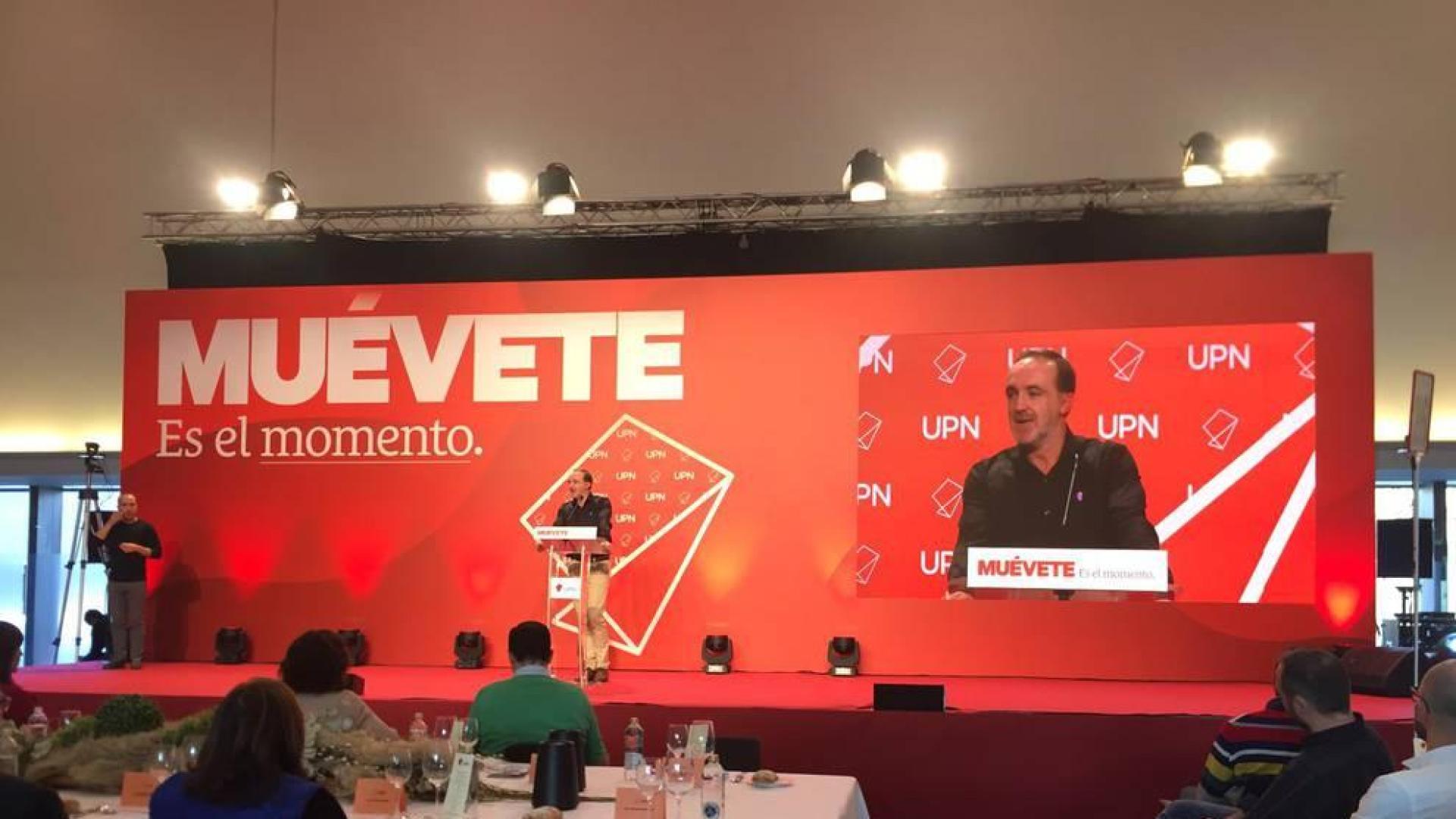 Esparza: “El PSN está empeñado en convertirse en salvavidas del nacionalismo vasco y el populismo”