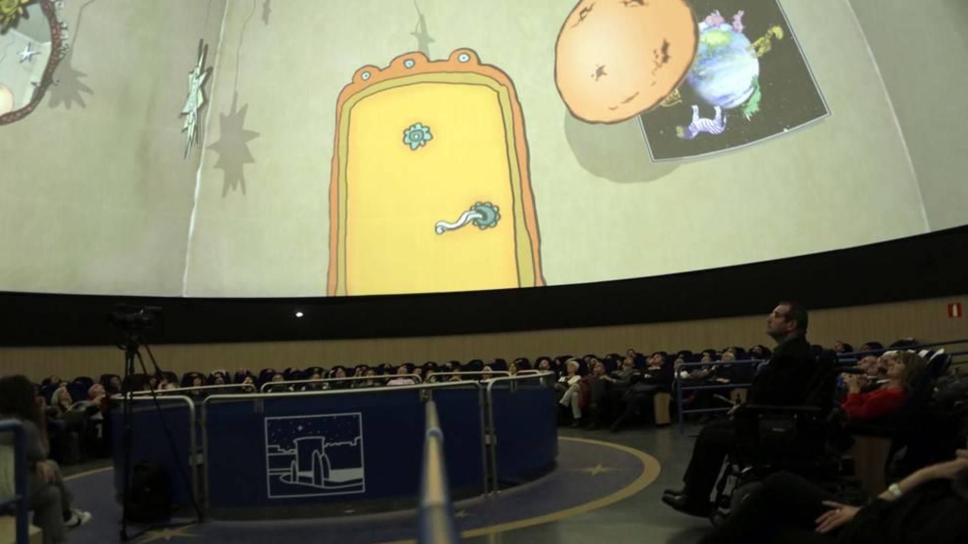 La Navarra científica y cultural arropa al Planetario