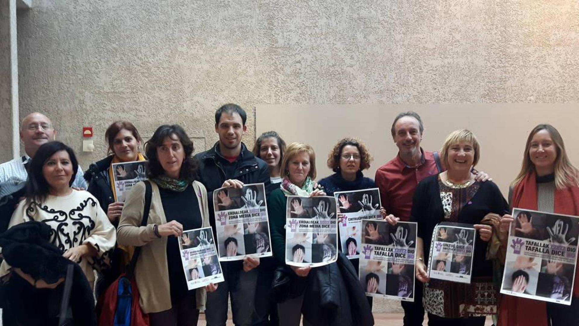 Representantes municipales de algunos ayuntamientos junto con personal técnico del Consorcio de Desarrollo de la Zona Media.