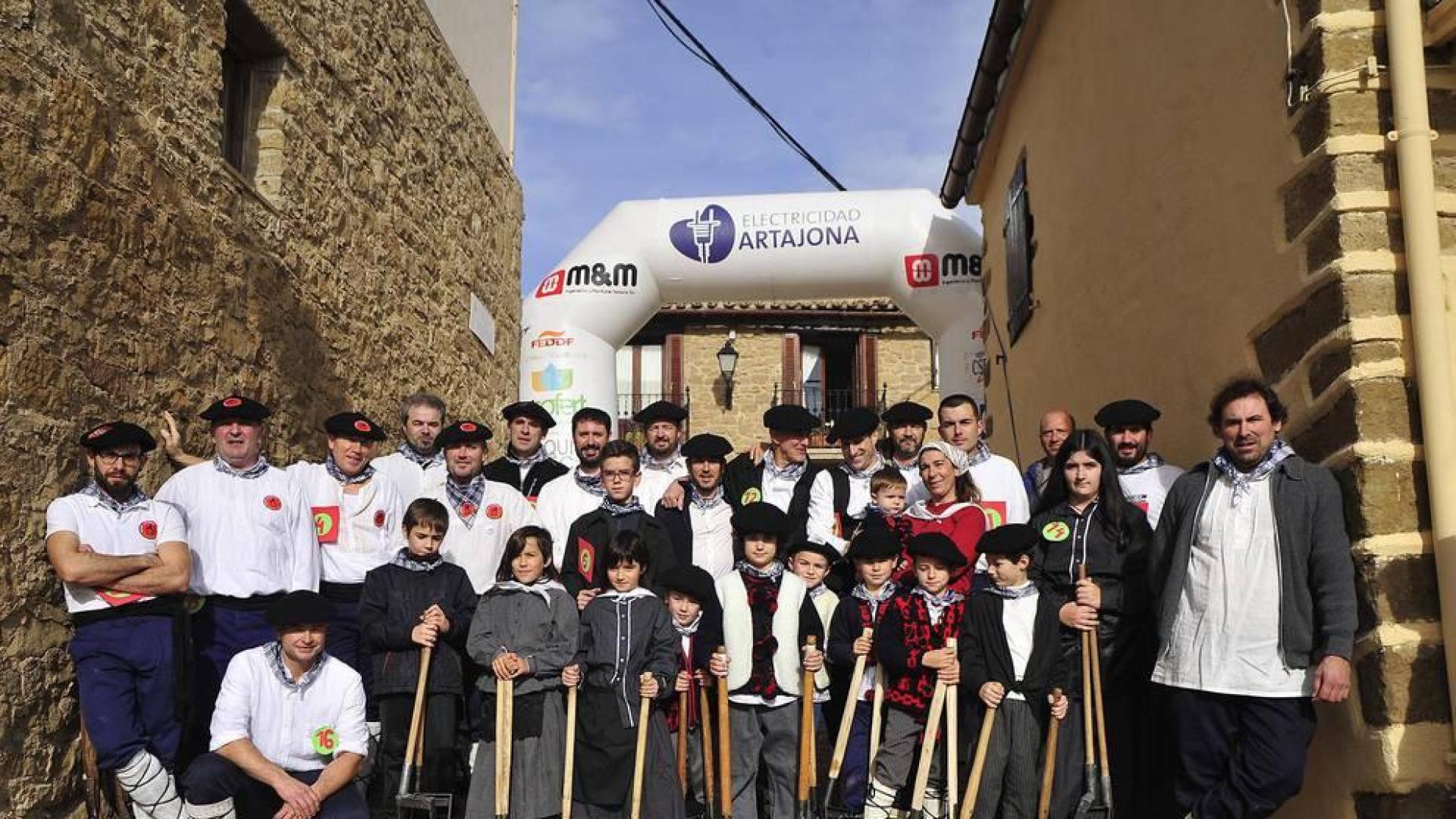 Artajona acogió este domingo la XXVI Carrera de Layas de Artajona