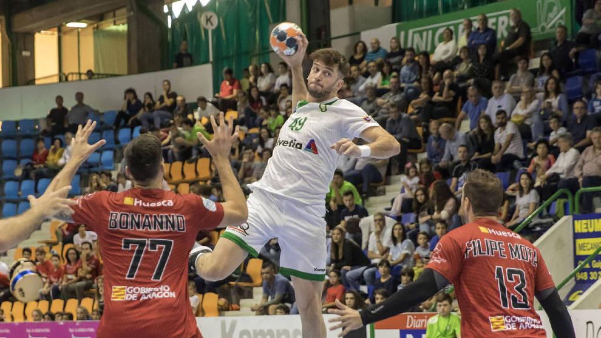Helvetia Anaitasuna gana en la cancha del colista