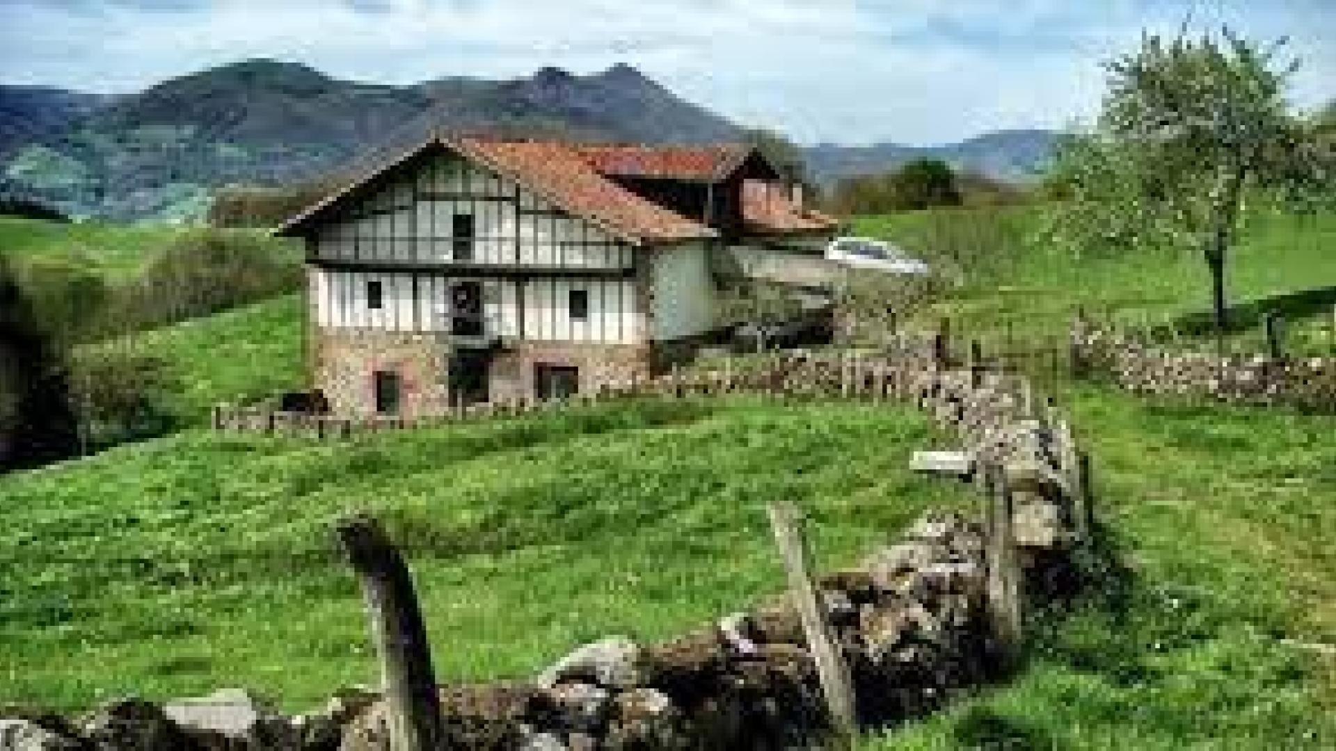Piden regular la habitabilidad de los caseríos para impulsar la vivienda en Navarra