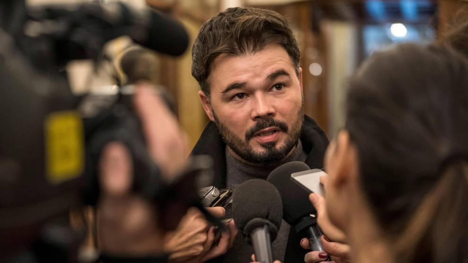 Rufián (ERC) pide la dimisión de Borrell e insiste en llamarle "mentiroso"