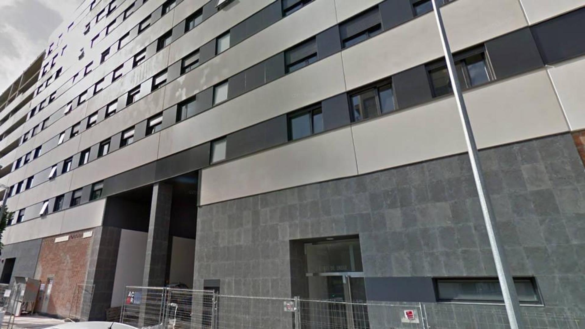 Detenido un hombre que retuvo a su hijo menor en un piso de Pamplona