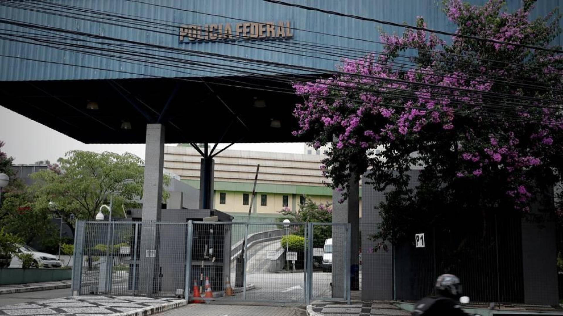 La Fundación Abogados de Atocha exige que Juliá cumpla en España su condena