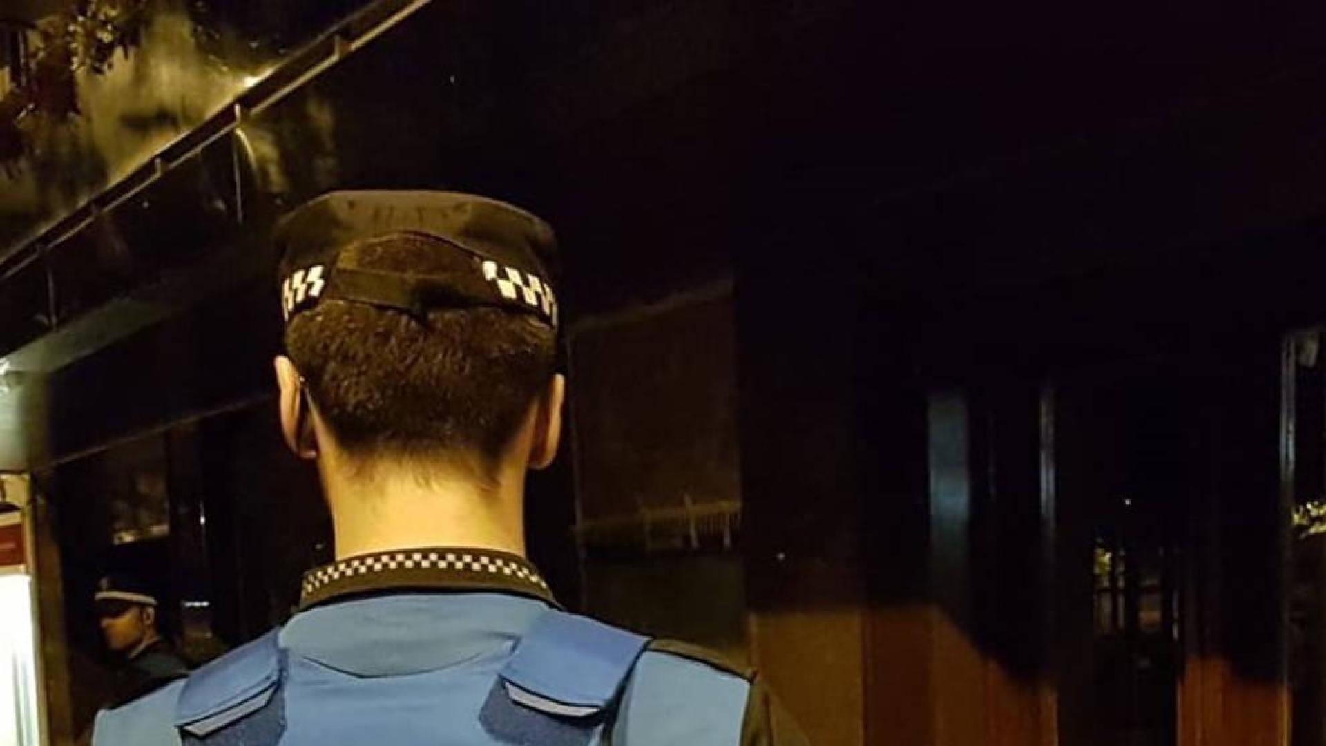 Rescatada una niña en un balcón a las 2:00 de la mañana en Pamplona