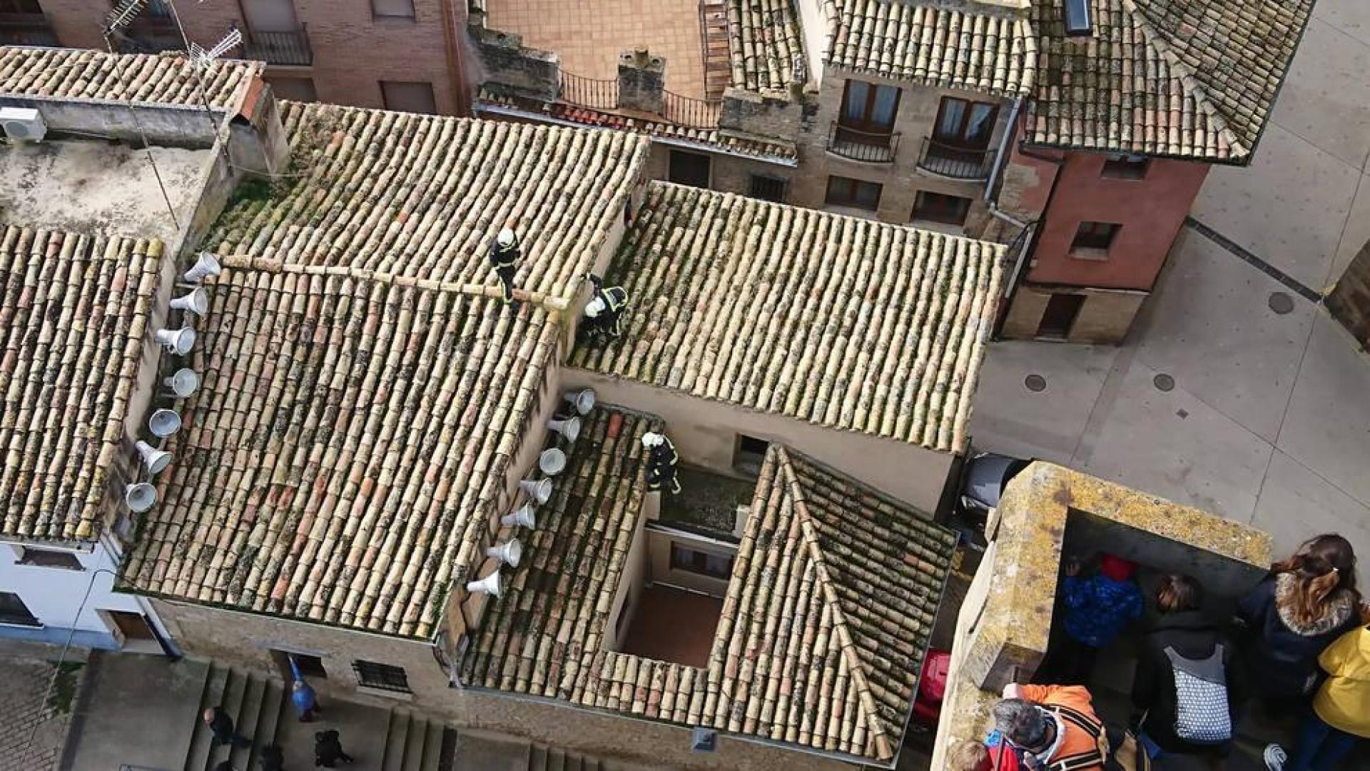 Susto en Olite tras incendiarse una chimenea