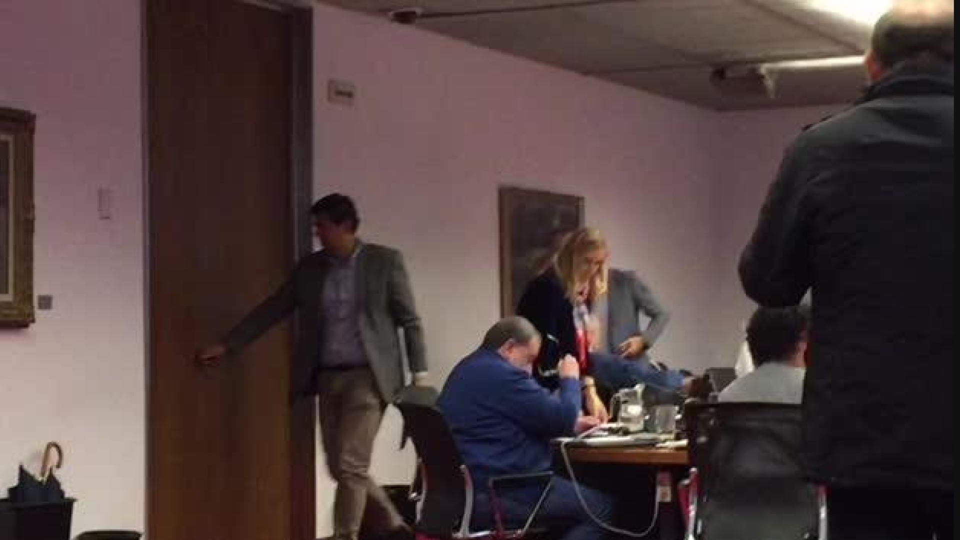 UPN y PP abandonan la Comisión de Hacienda en el Parlamento de Navarra