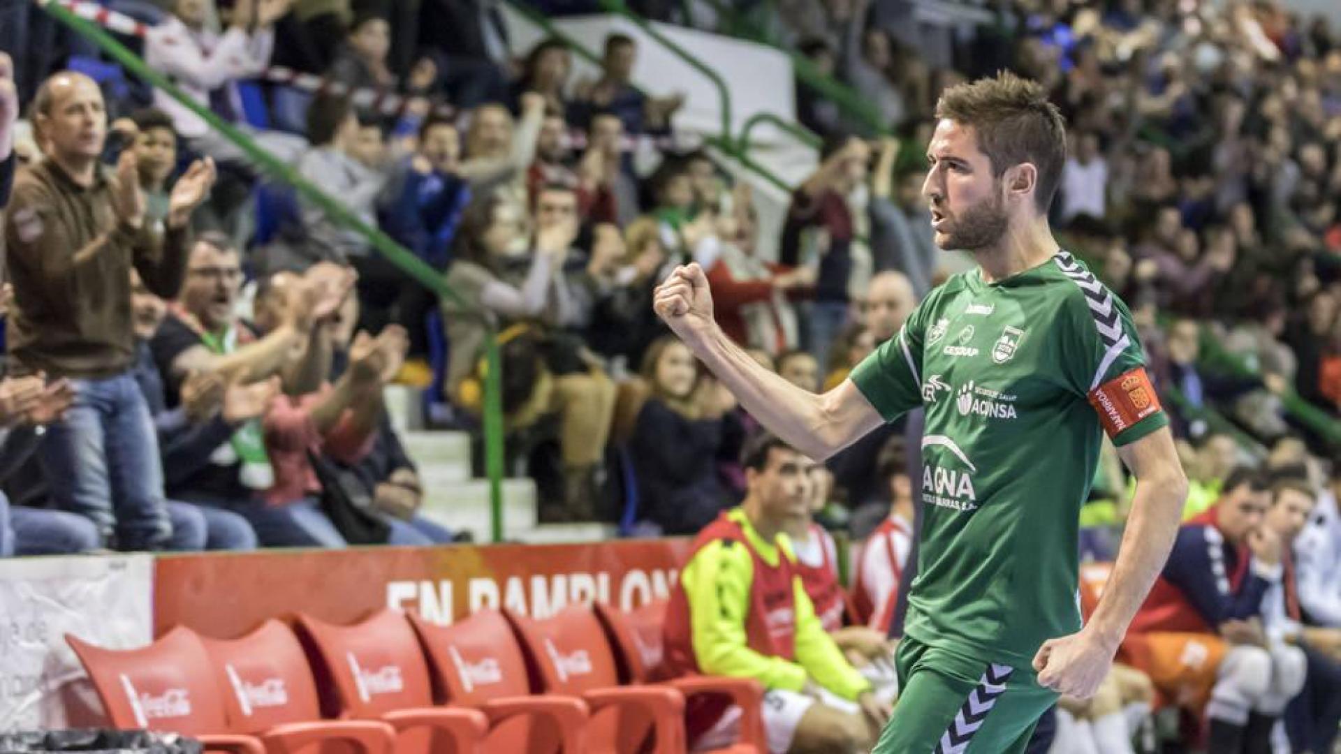El capitán Roberto Martil marcó el primer gol ante el Segovia.