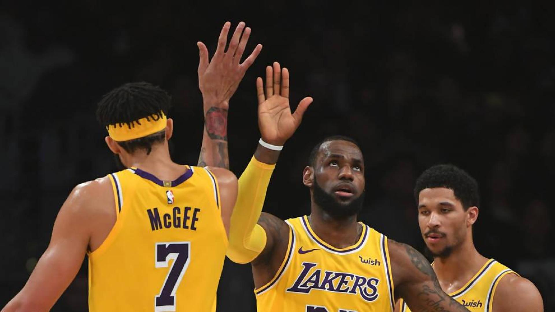 Los Lakers y los Warriors vencen sin concesiones