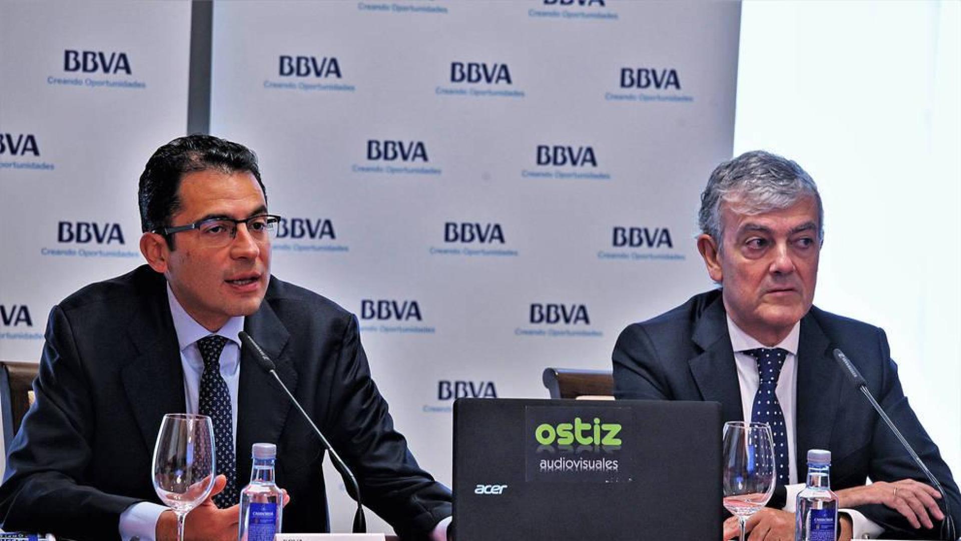 Miguel Cardoso, economista jefe para España de BBVA Research, y Carlos Gorría, director de la Territorial Norte de BBVA.