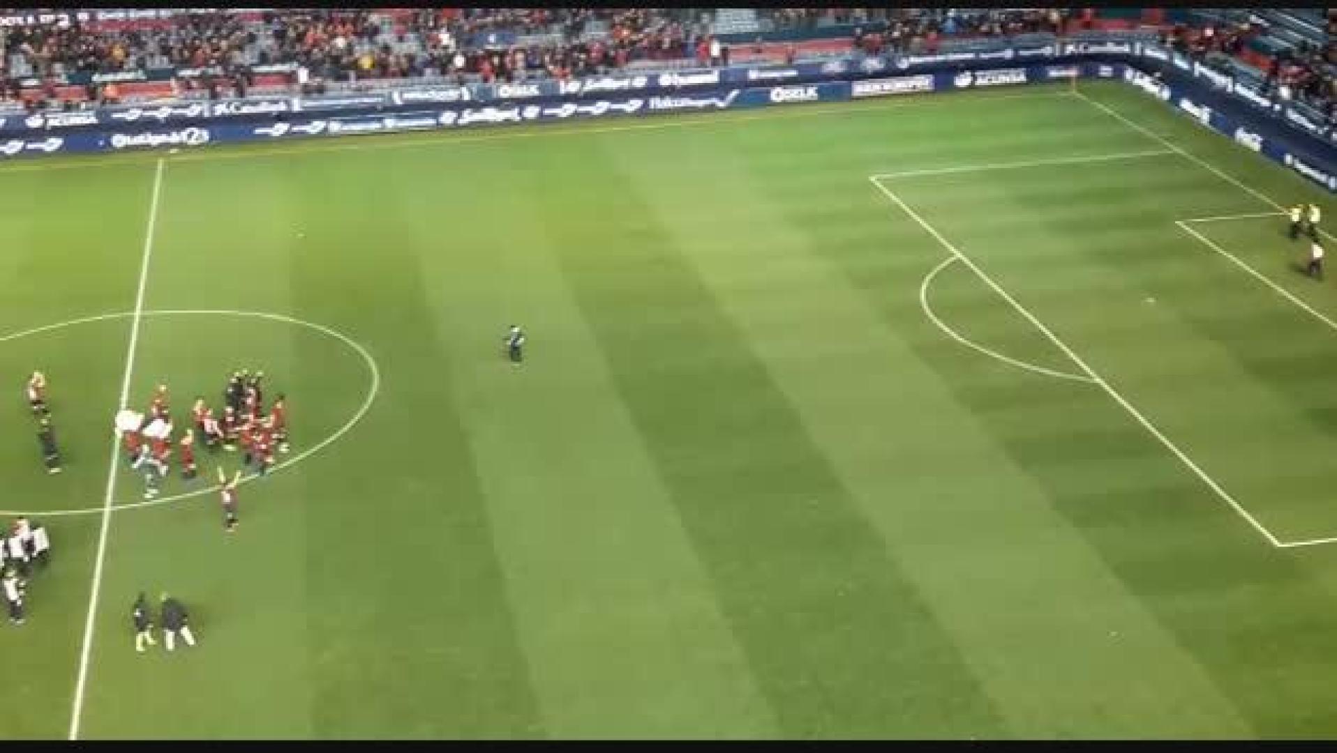 Celebración de Osasuna ante la afición