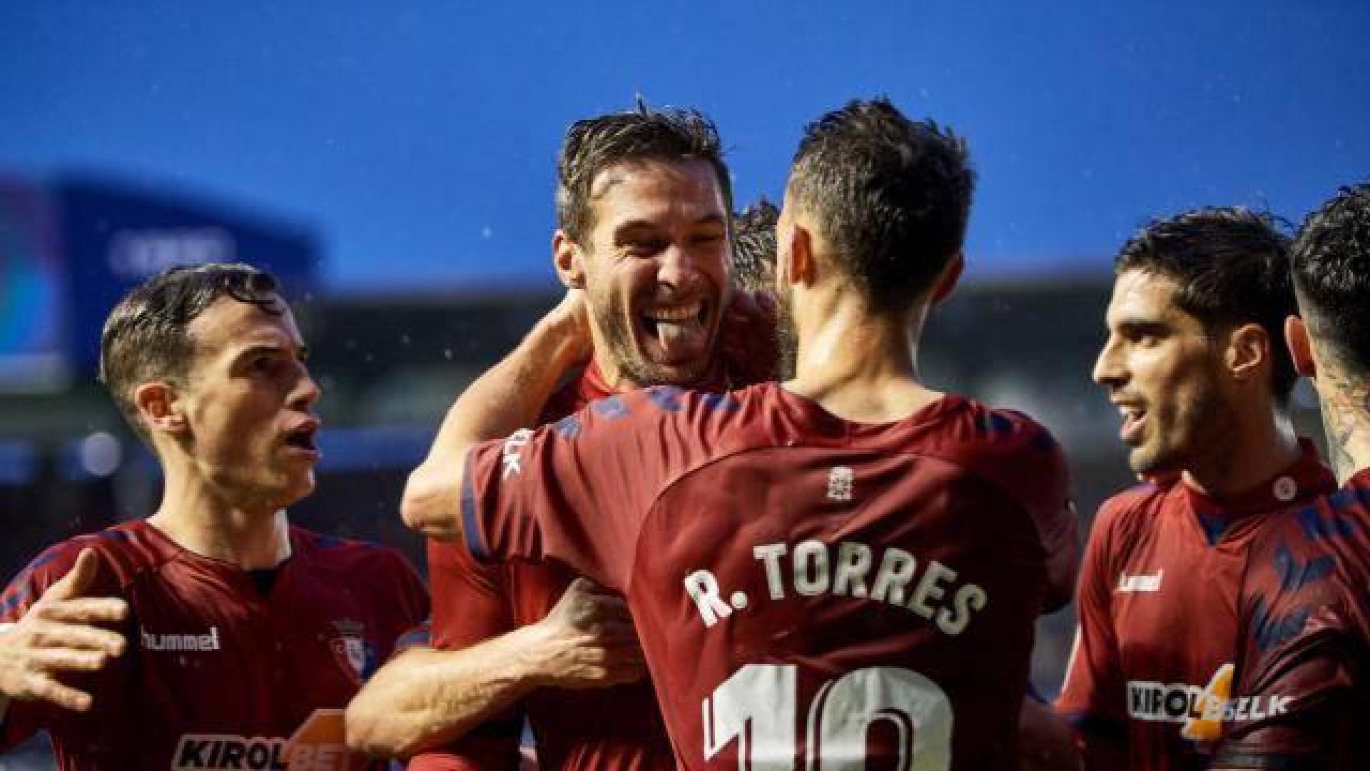 Osasuna sigue invicto en El Sadar ante un Alcorcón peleón