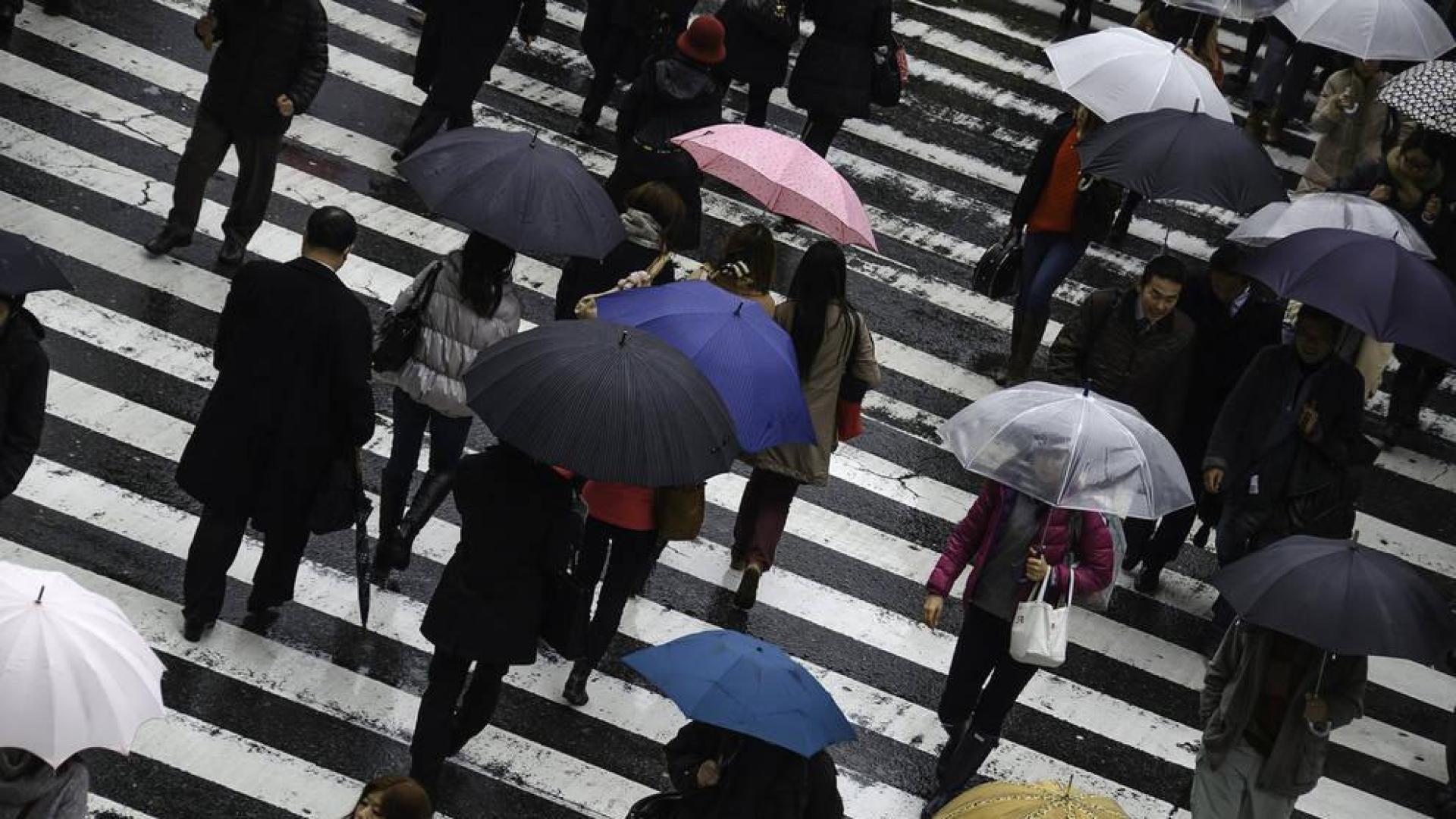 La lluvia ha caído como maná del cielo para los fabricantes españoles de paraguas
