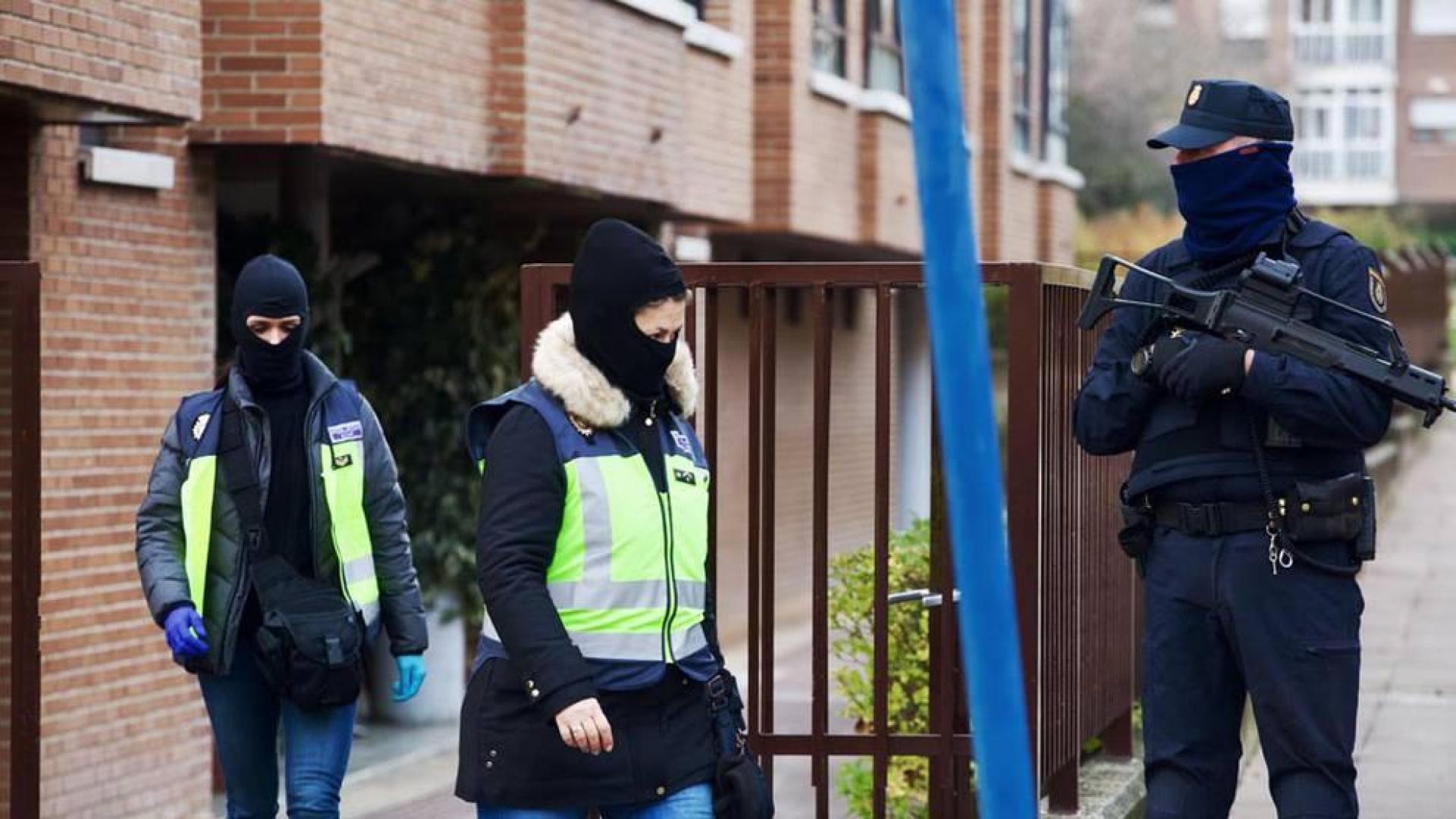 Detenido en Vitoria el presidente del Centro Islámico por labores de captación