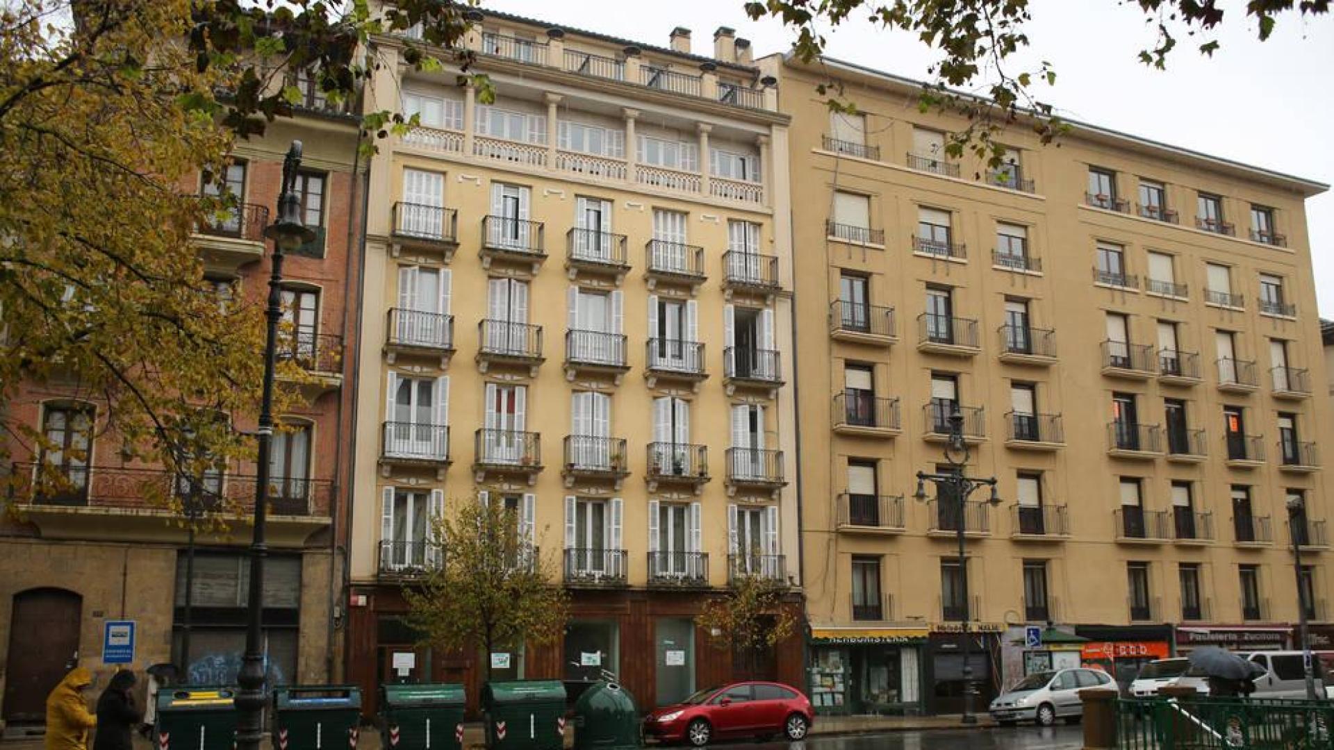 La oposición no quiere oficinas en las viviendas comunitarias de Sarasate