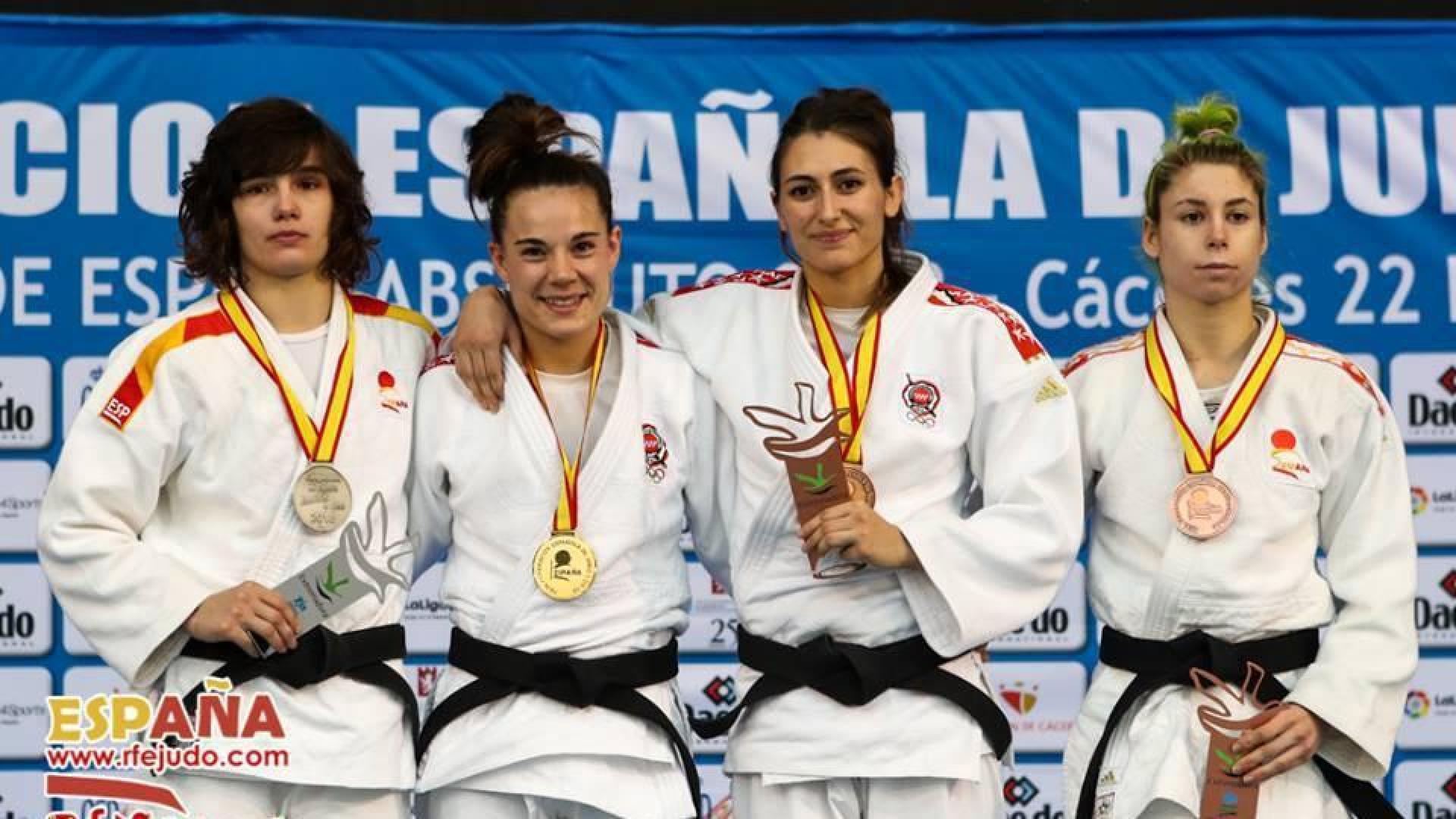 Ekisoain se cuelga la plata nacional; Gracia y Díaz, bronces