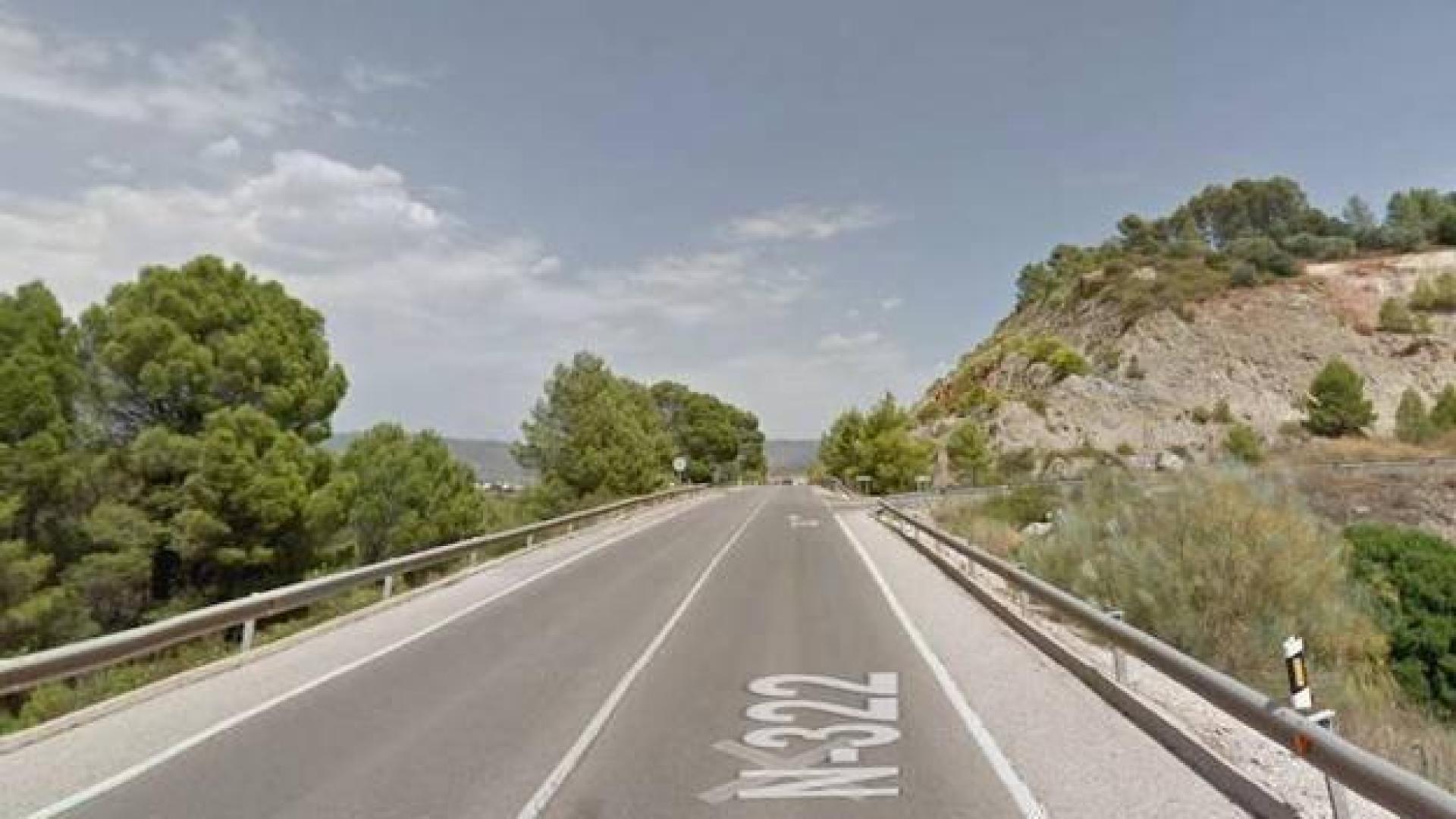 Carretera donde se ha producido el accidente con dos jóvenes muertos en Jaén.