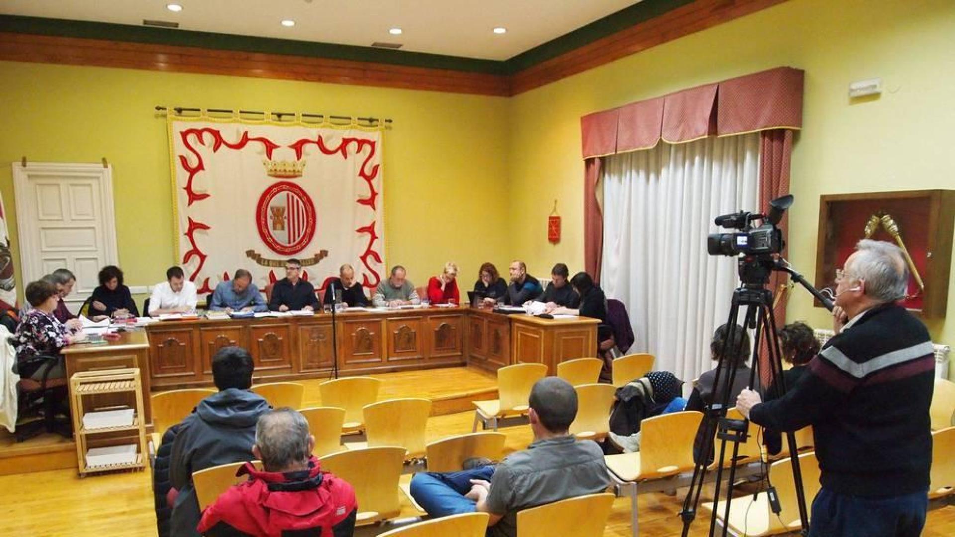 A partir de ahora, las sesiones plenarias del Ayuntamiento de Sangüesa se podrán seguir también desde la página web municipal, pinchando en el icono 'Plenos en directo'.